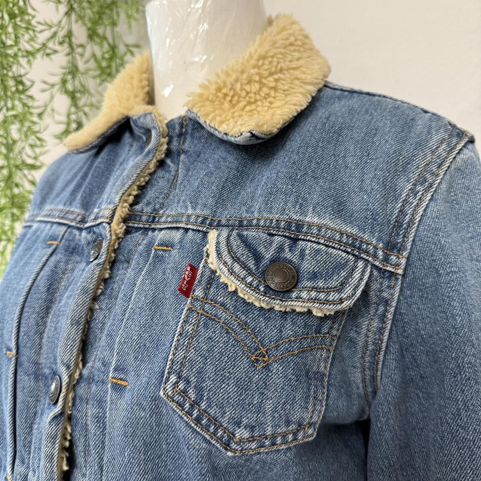 Levi's Levis Trucker Sherpa Jacket Small Womens Size S / US 4 / IT 40 - 4 Thumbnail