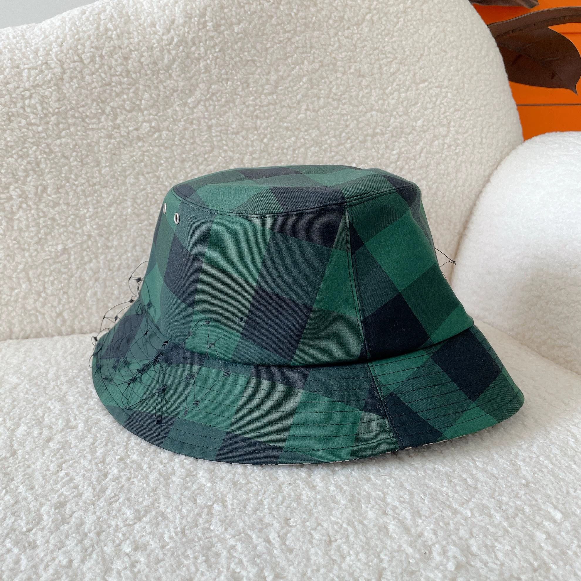Dior Dior green tulle check bucket hat 58 size 7740 Size ONE SIZE - 3 Thumbnail