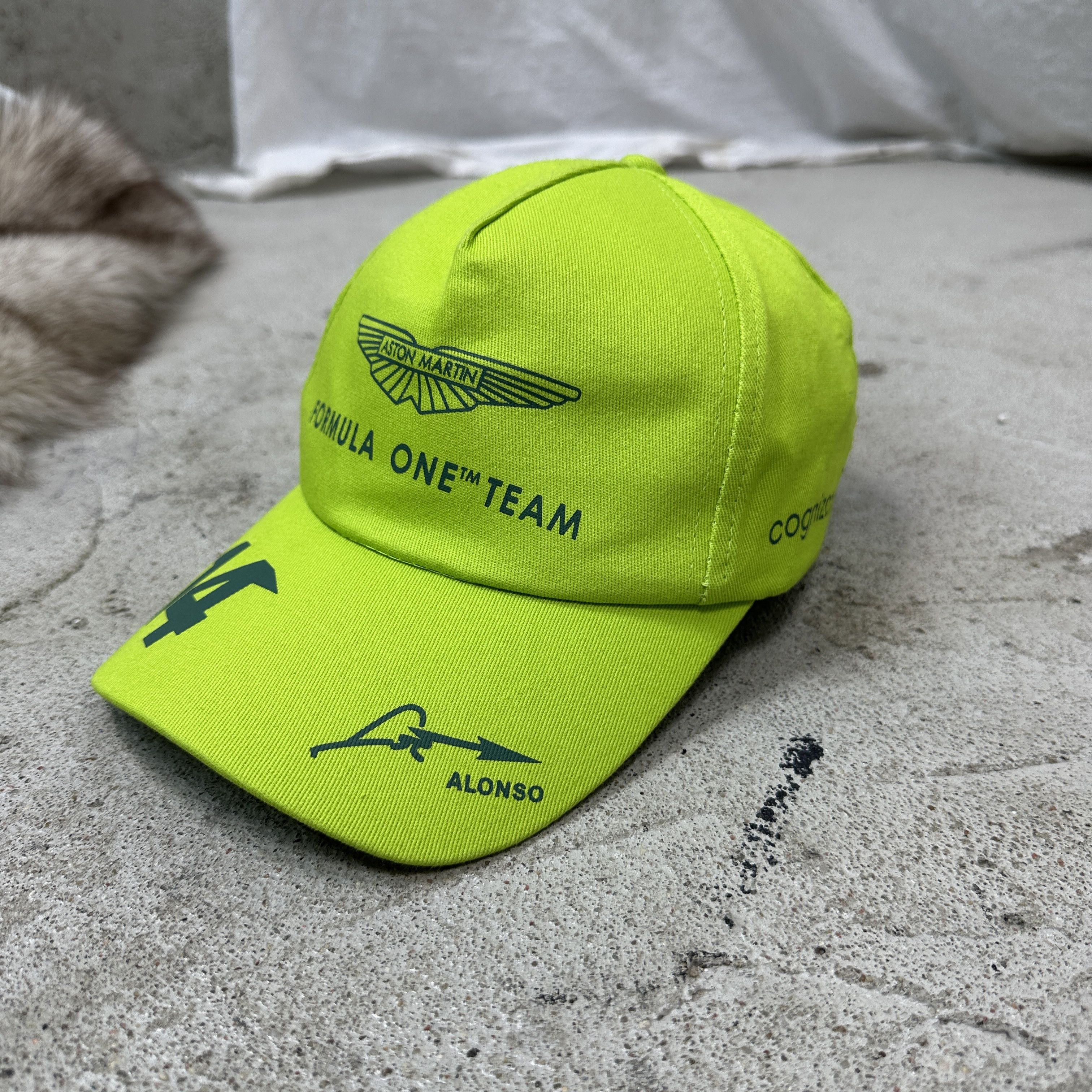 Formula 1 Vintage Sporty Aston Martin F1 Formula One Racing Cap Y2K Size ONE SIZE - 3 Thumbnail