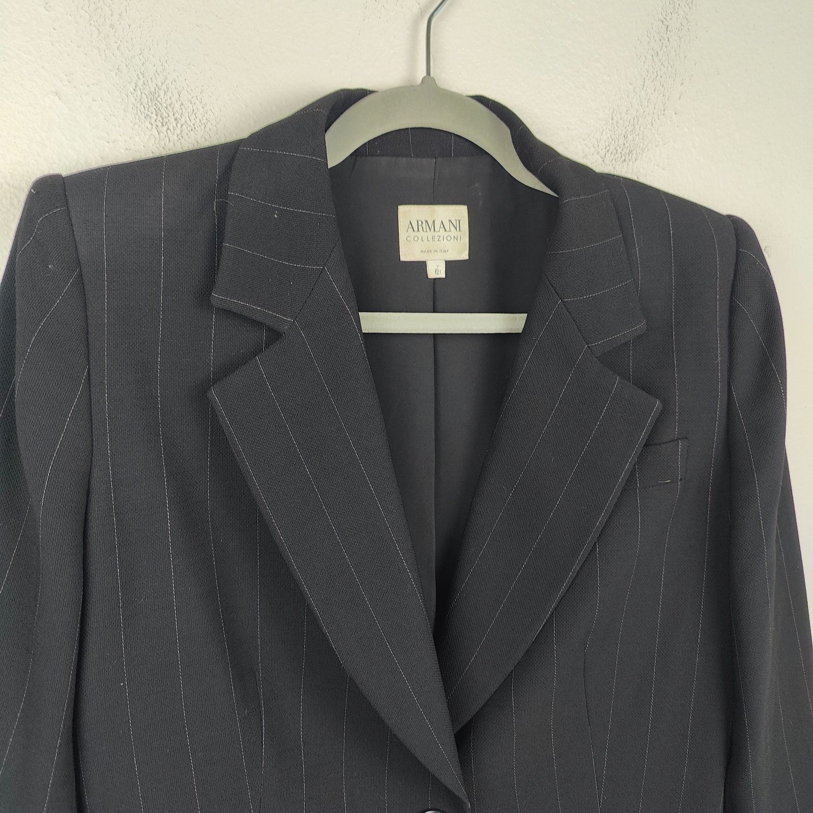 Armani Collezioni Armani Collezioni Blazer 12 Black Pinstripe Preppy Work Size XL / US 12-14 / IT 48-50 - 2 Thumbnail