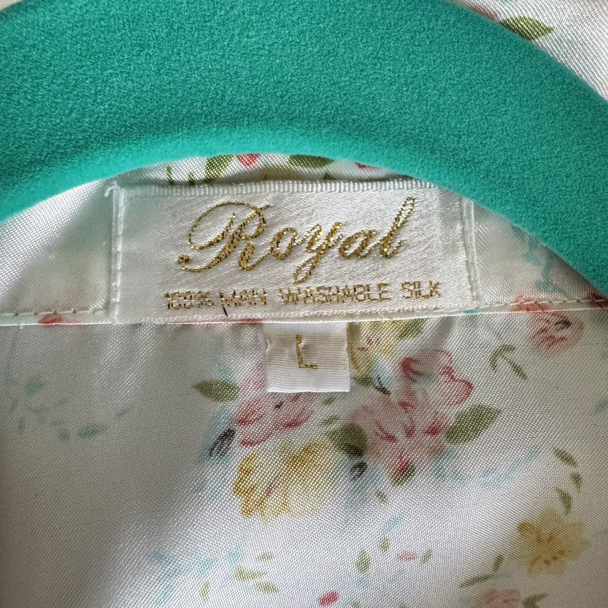 Japanese Brand × Vintage Vintage Royal 100% Silk Floral Button-Up Shirt Size L / US 10 / IT 46 - 2 Thumbnail