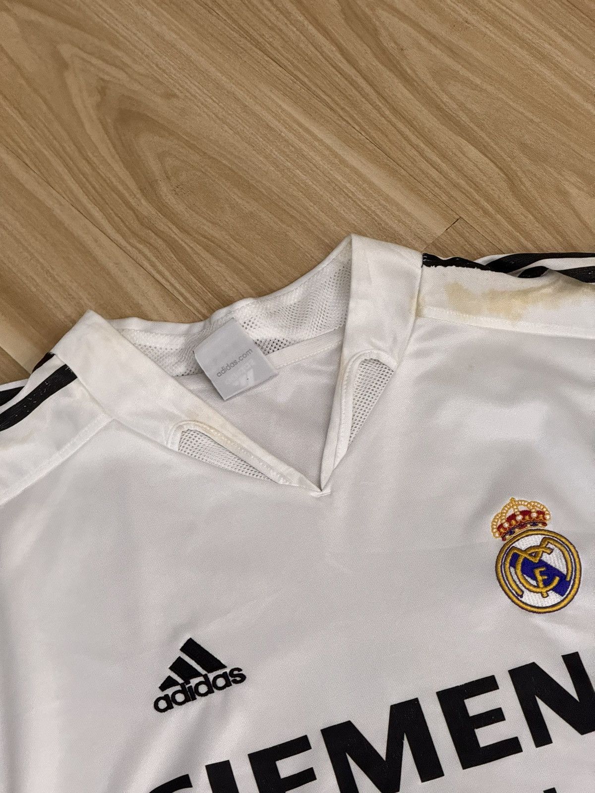 UEFA Real Madrid Zidane 2004/2005 Size US XL / EU 56 / 4 - 2 Thumbnail