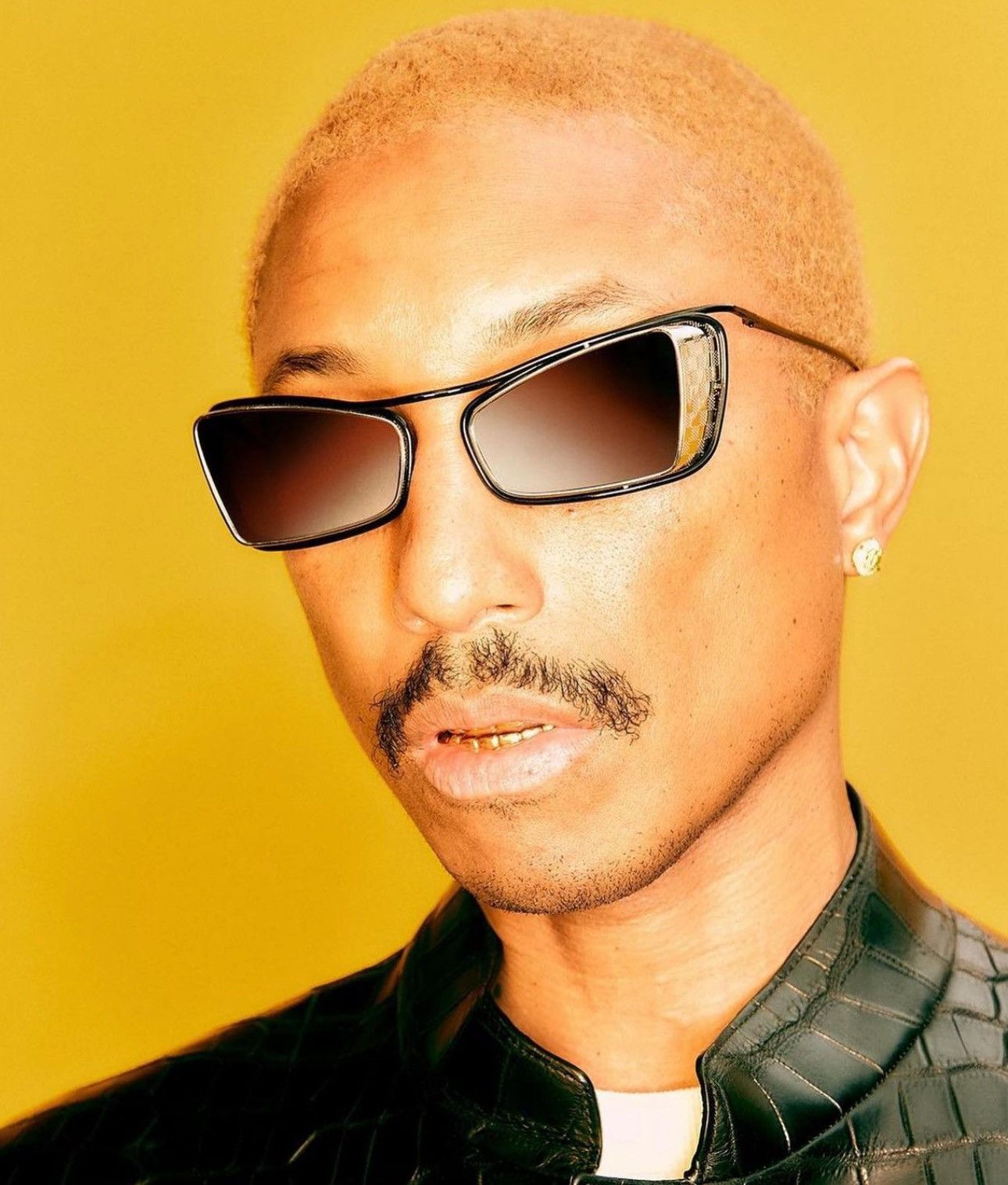 Louis Vuitton 24K GOLD PLATED DAMIER SUNGLASSES (VERY RARE MTO PIECE) Size ONE SIZE - 2 Thumbnail