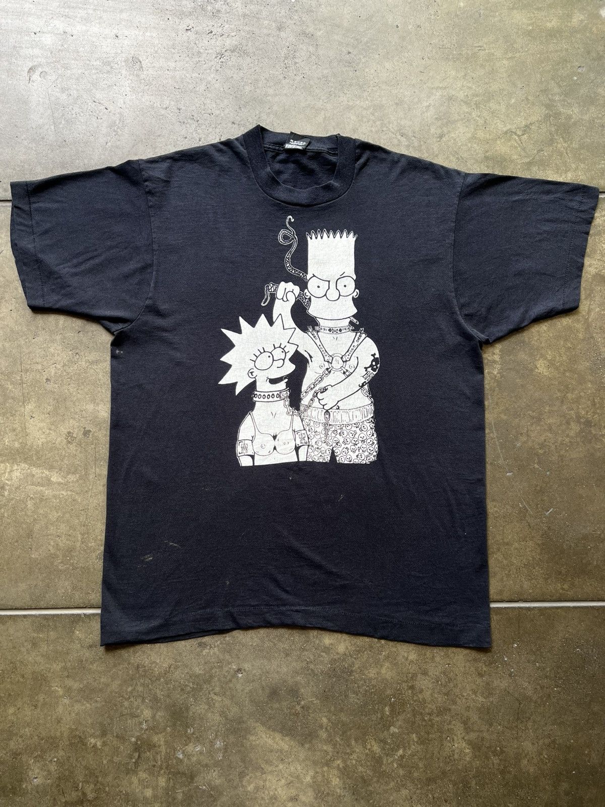 Vintage Rare ‘90s Bart & Lisa Simpson BDSM Bondage Tee Shirt Size US L / EU 52-54 / 3 - 1 Thumbnail