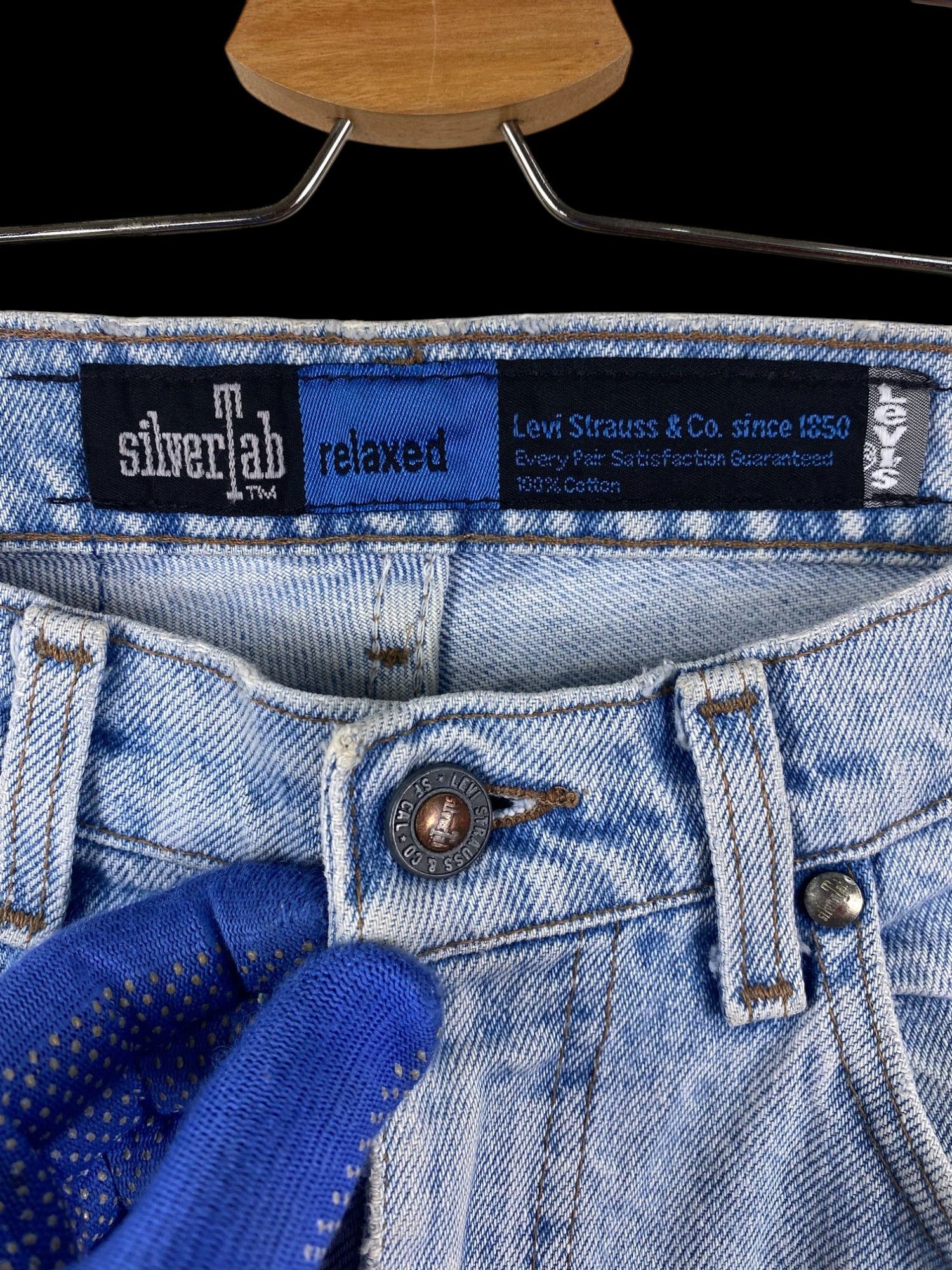 Levi's Vintage Levis Silvertab Relaxed Tapered leg USA 549 buttom Size US 29 - 8 Thumbnail