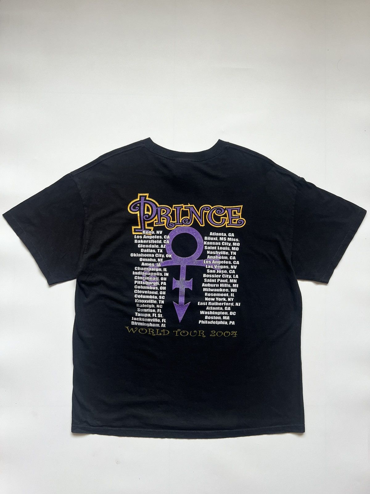 Band Tees Vintage Prince World Tour 2004 Rap Tees Size US XL / EU 56 / 4 - 4 Thumbnail
