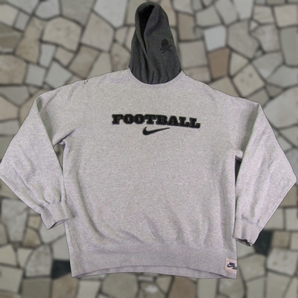 Nike VINTAGE Nike Hoodie Mens XL Black Football Pullover Skull Crossbones Y2K Size US XXL / EU 58 / 5 - 1 Thumbnail