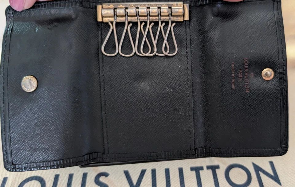 Louis Vuitton LOUIS VUITTON Epi Leather Key Holder CA0032 Black Vintage Size ONE SIZE - 3 Thumbnail