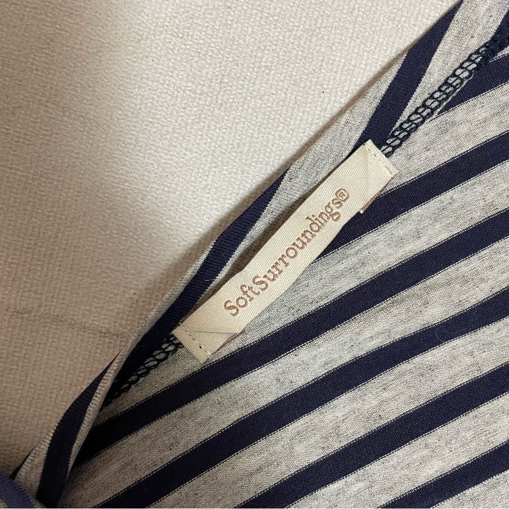 Other Soft Surroundings Cross Back Long Sleeve Striped Rayon Top M Size M / US 6-8 / IT 42-44 - 7 Thumbnail