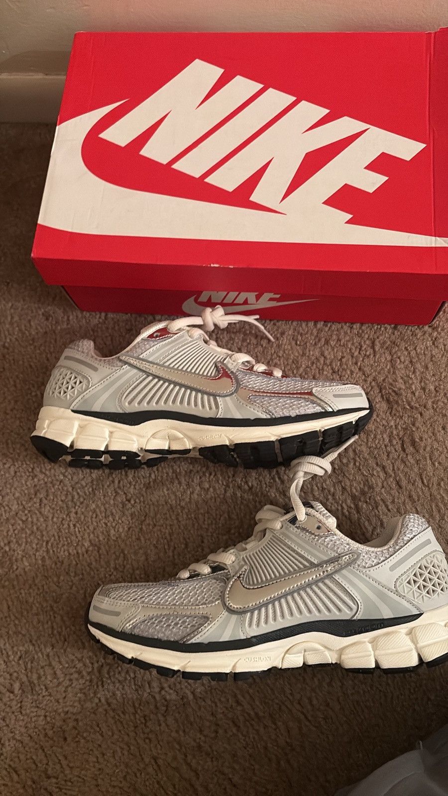 Nike Nike zoom vomero 5 Size US 8 / EU 41 - 6 Thumbnail