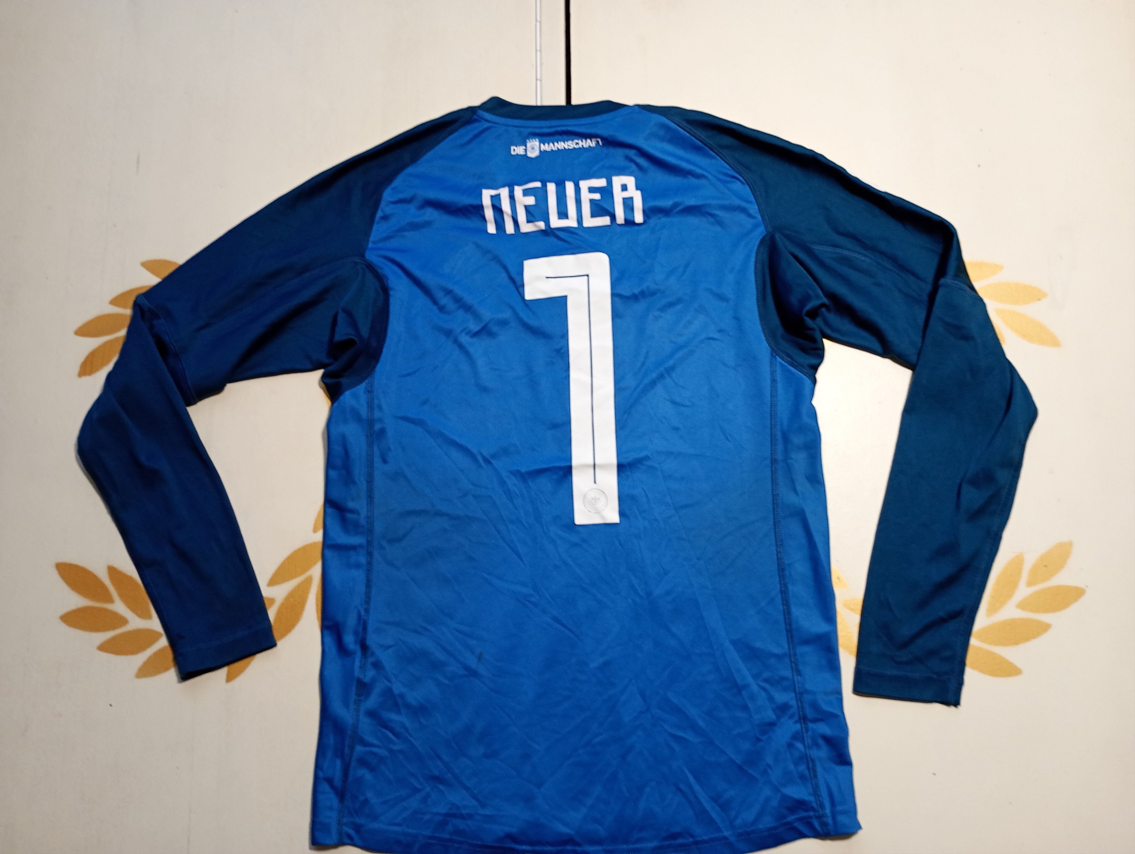 Adidas Adidas Germany Jersey 1 Neuer 2018-2019 Junior size XL Size US S / EU 44-46 / 1 - 10 Thumbnail