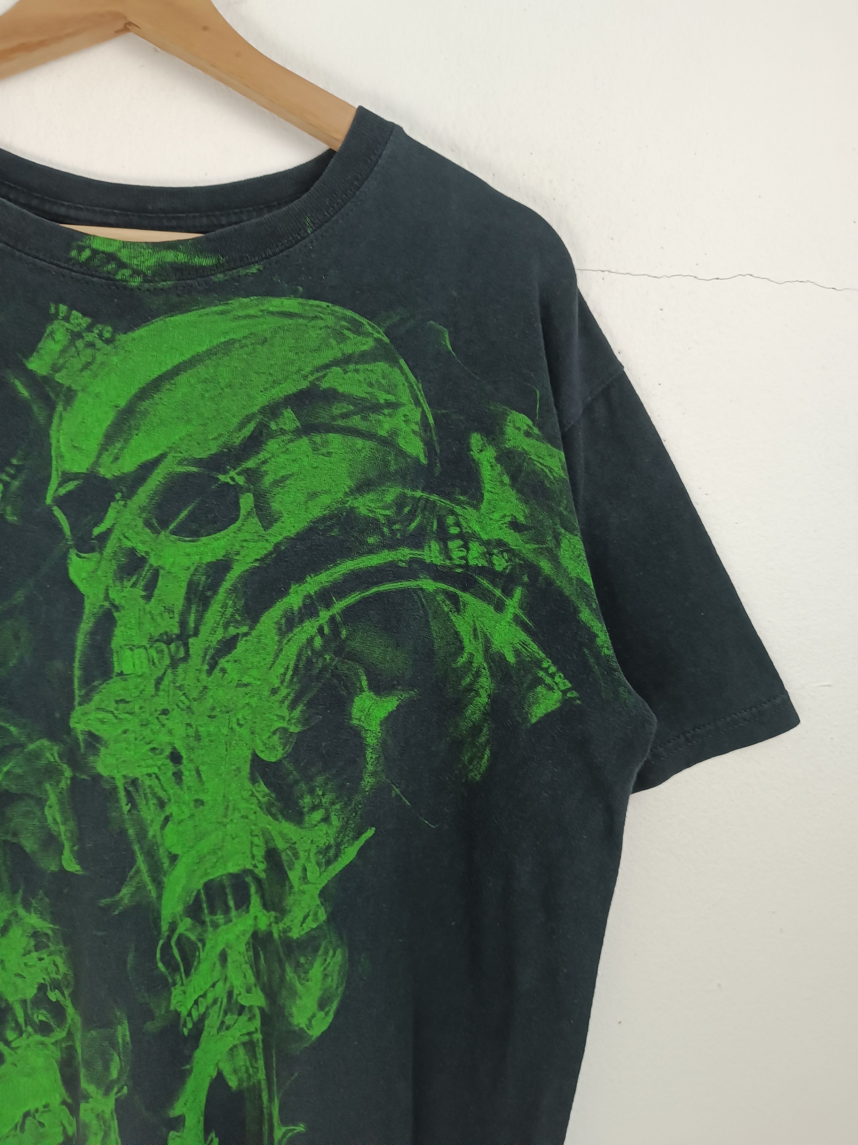 Affliction VINTAGE Y2K GREEN SMOKEY GOBLIN SKULL JNCO ED DIESEL PUNK Ts Size US L / EU 52-54 / 3 - 6 Thumbnail