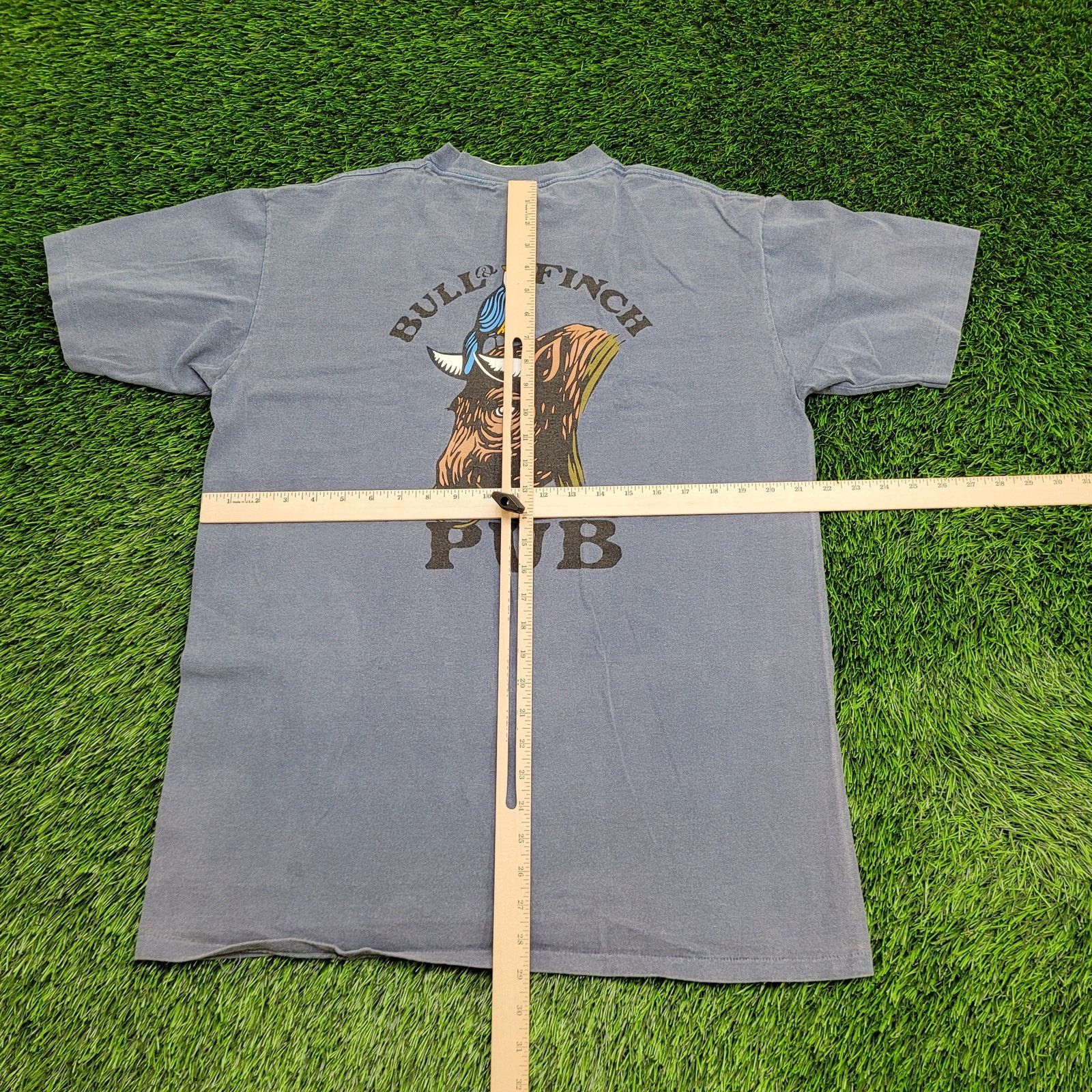 Vintage Vintage 1996 Cheers TV Show Staff Crew Shirt L 22x29 RARE Size US L / EU 52-54 / 3 - 3 Thumbnail