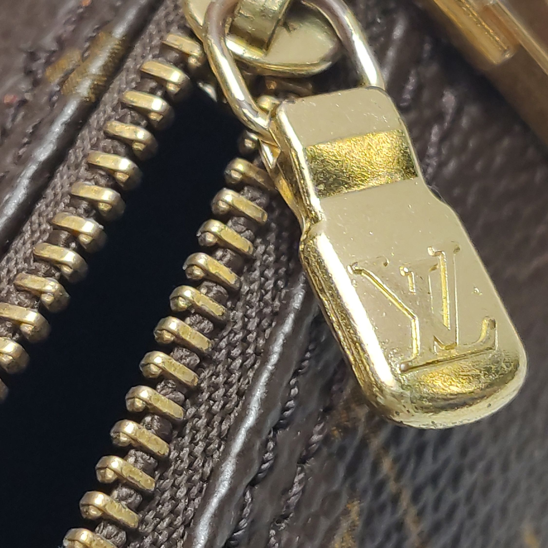 Louis Vuitton Louis Vuitton (LV) Papillon Mini Cowhide Monogram Printed D Size ONE SIZE - 2 Thumbnail