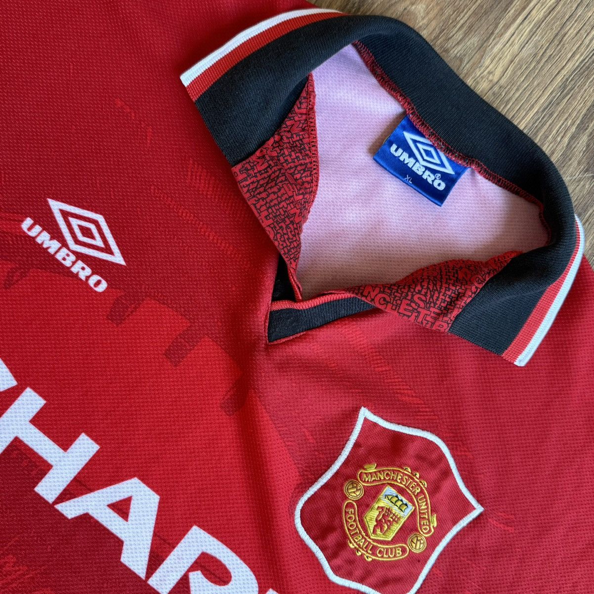 Umbro Manchester United Home football shirt 1994-1995 Jersey Umbro Size US XL / EU 56 / 4 - 4 Thumbnail