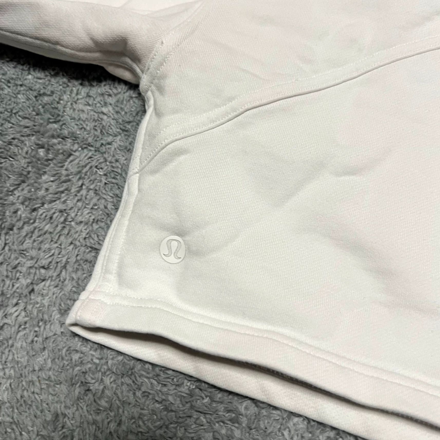 Lululemon Lululemon Hoodie Womens S Cropped White Sweatshirt Family? Size S / US 4 / IT 40 - 5 Thumbnail