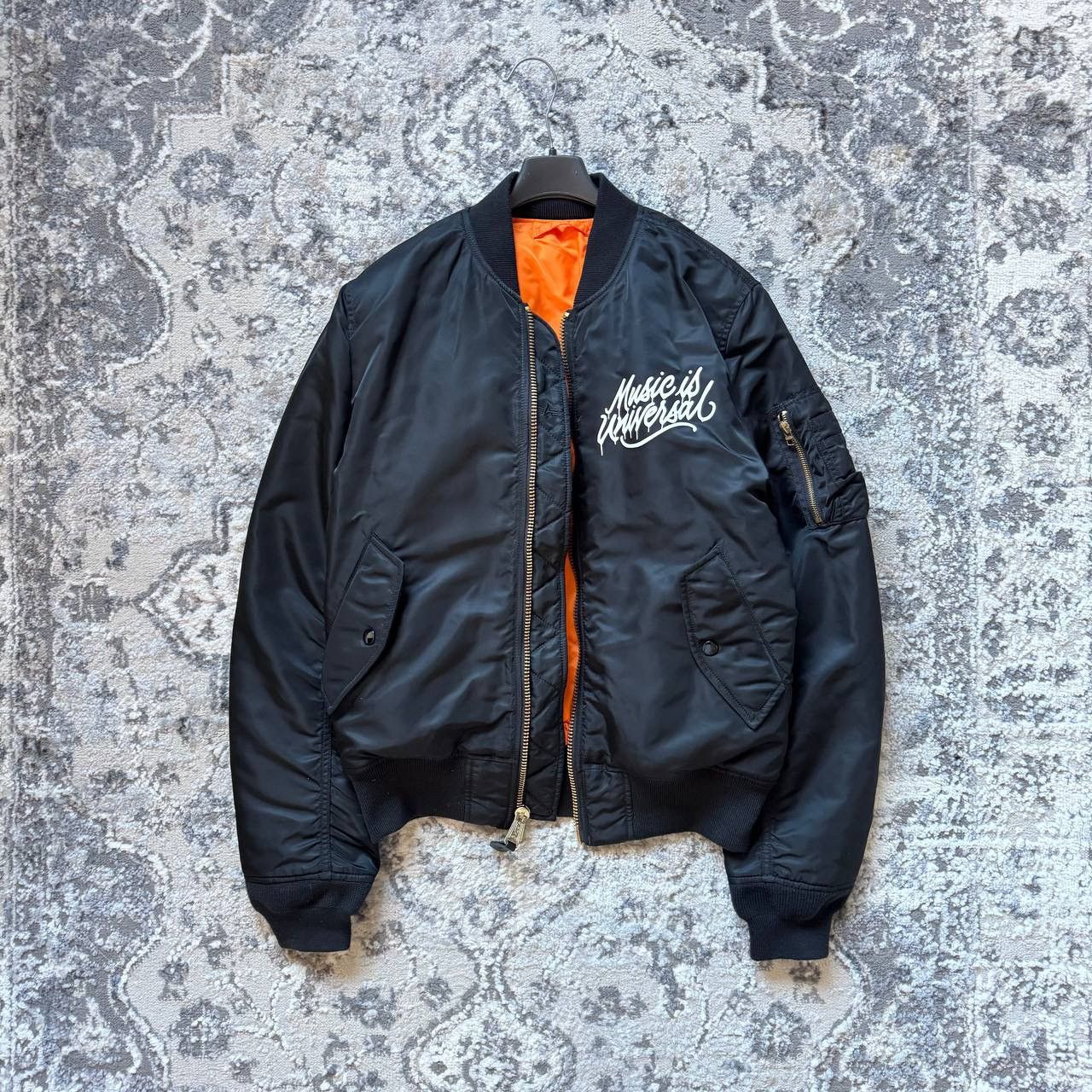 Alpha Industries Alpha Industries Graffiti Reversible MA 1 Bomber Jacket Size US M / EU 48-50 / 2 - 2 Thumbnail