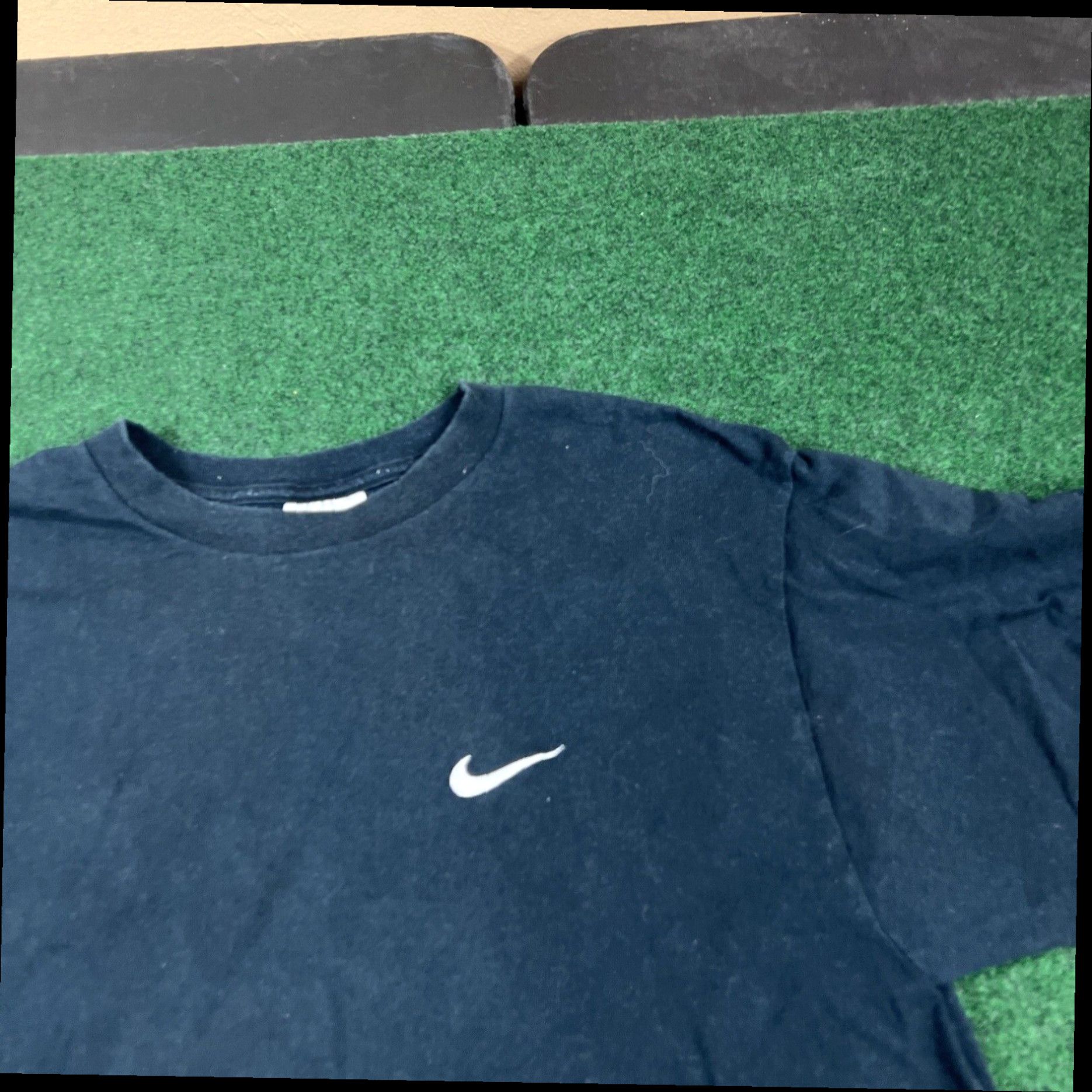 Nike Vintage 90s Nike Embroidered Swoosh T Shirt Black Travis Scott Check Logo Med Size US M / EU 48-50 / 2 - 2 Thumbnail
