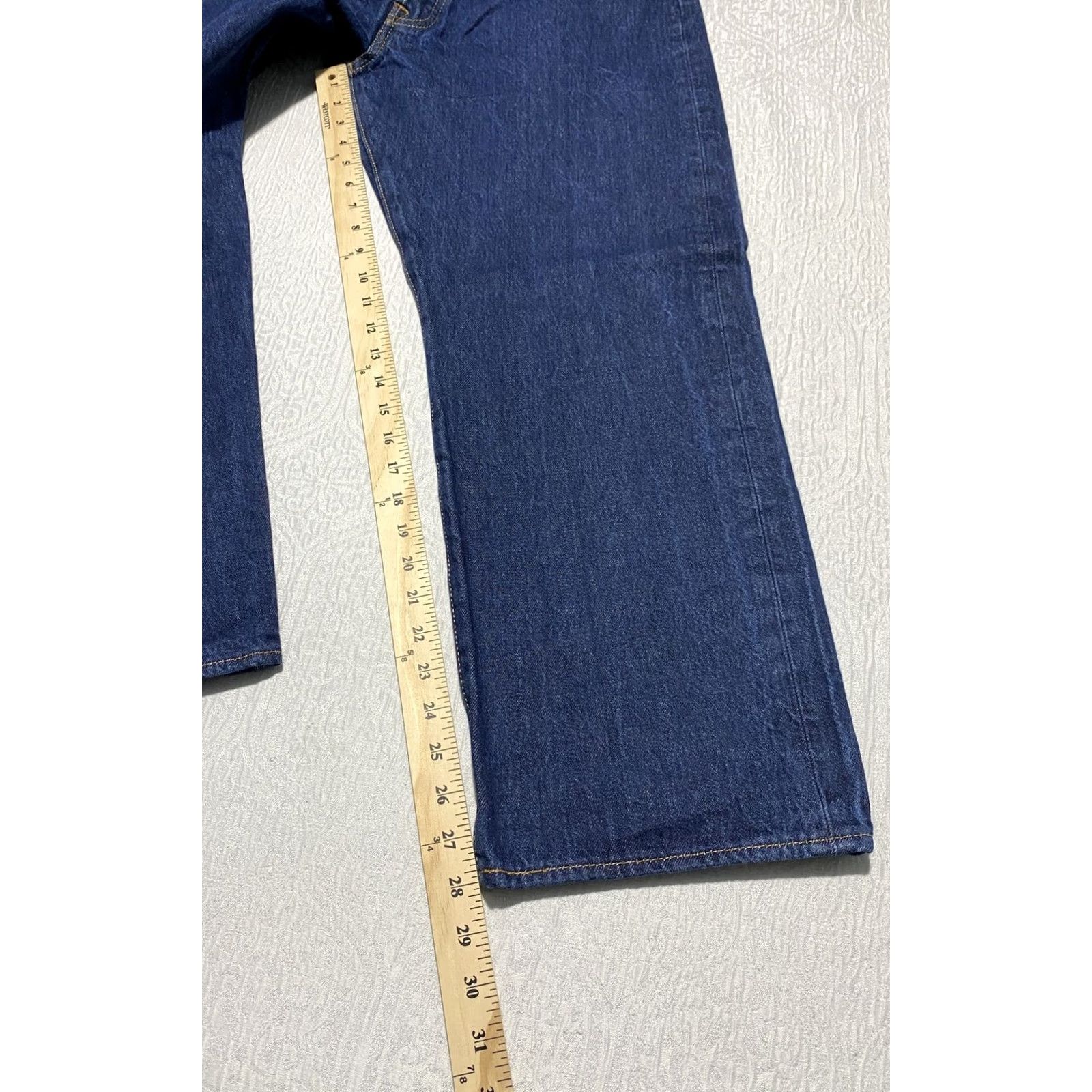 Levi's Levi's 501 Jeans Mens 37x28 Blue Button Fly Straight Leg Denim Classic Pants Jeans Size US 37 - 6 Thumbnail