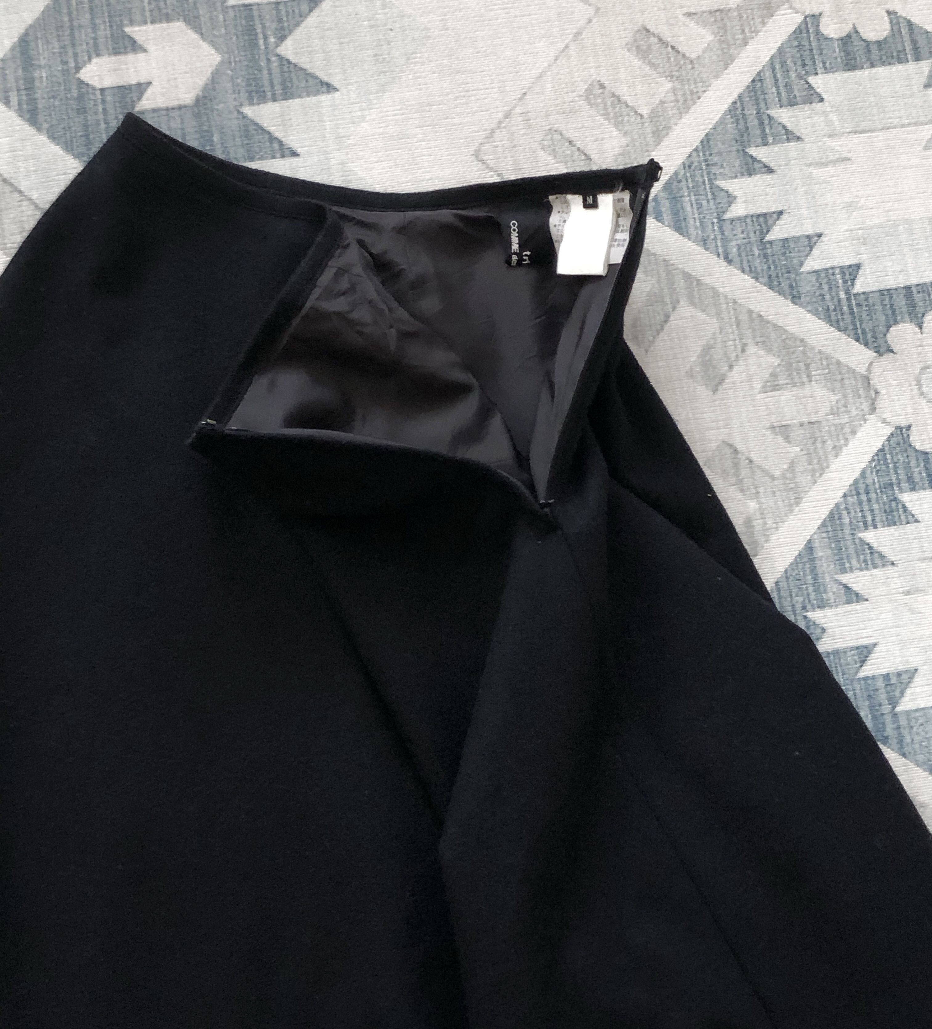 Comme des Garcons RARE🔥EARLY 90’S CDG HIGH WAIST WOOL/VELVET MIDI SKIRT Size 26" / US 2 / IT 38 - 9 Thumbnail
