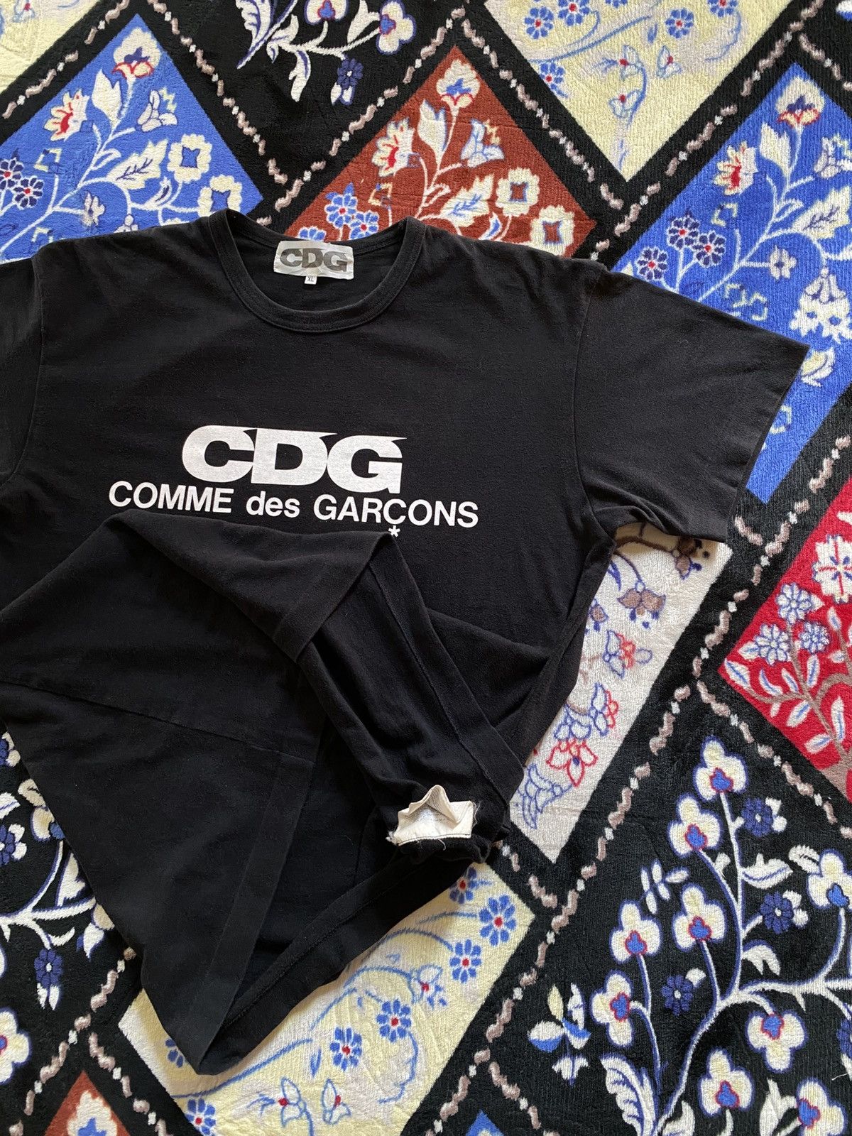 CDG by Comme des Garcons CDG Comme Des Garcons Logo Tshirt Size US XL / EU 56 / 4 - 3 Thumbnail