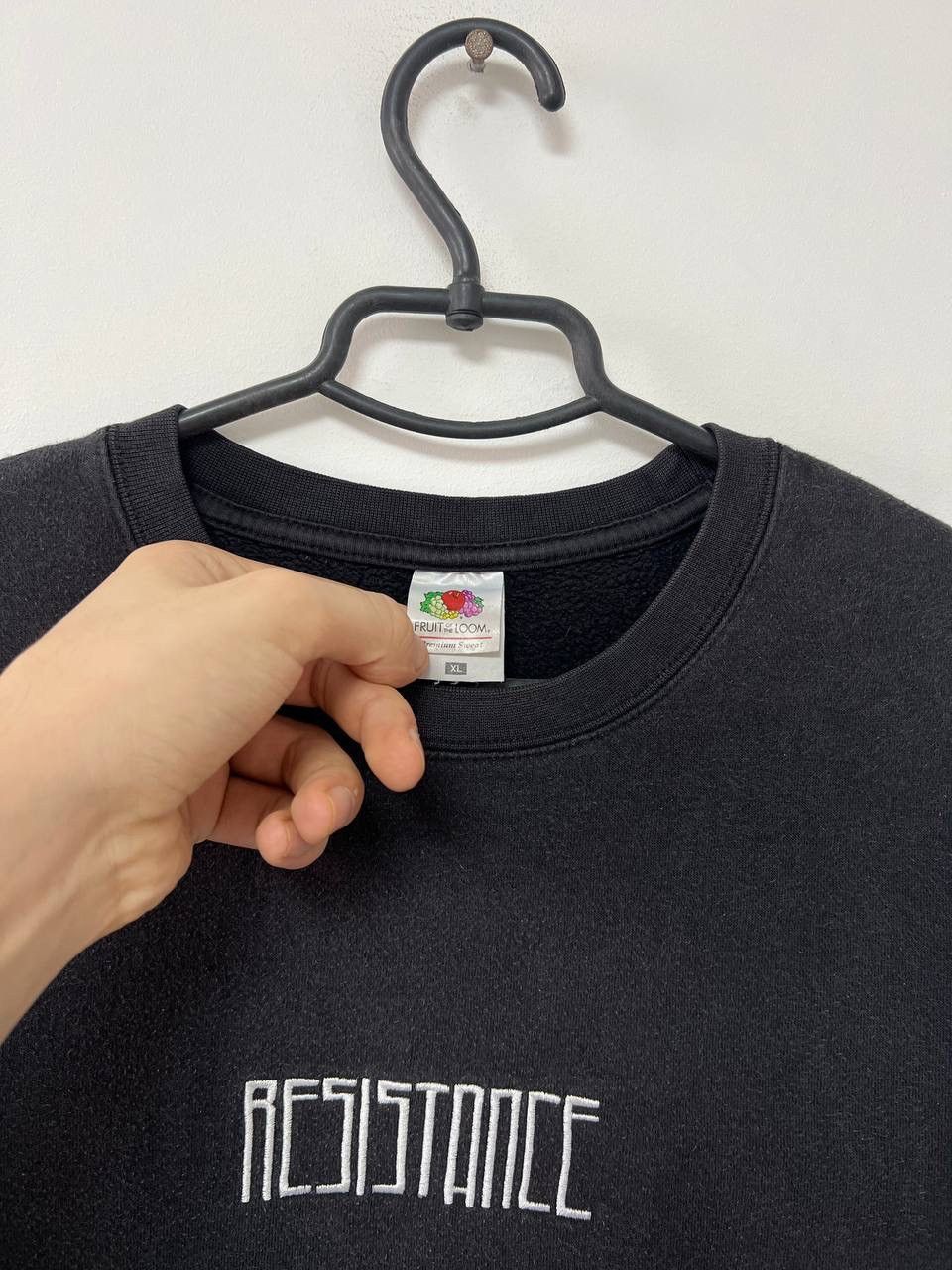 Other Vintage 90's Resistance Movie Fruit Of the Loom Y2K S XL Size US XL / EU 56 / 4 - 18 Thumbnail