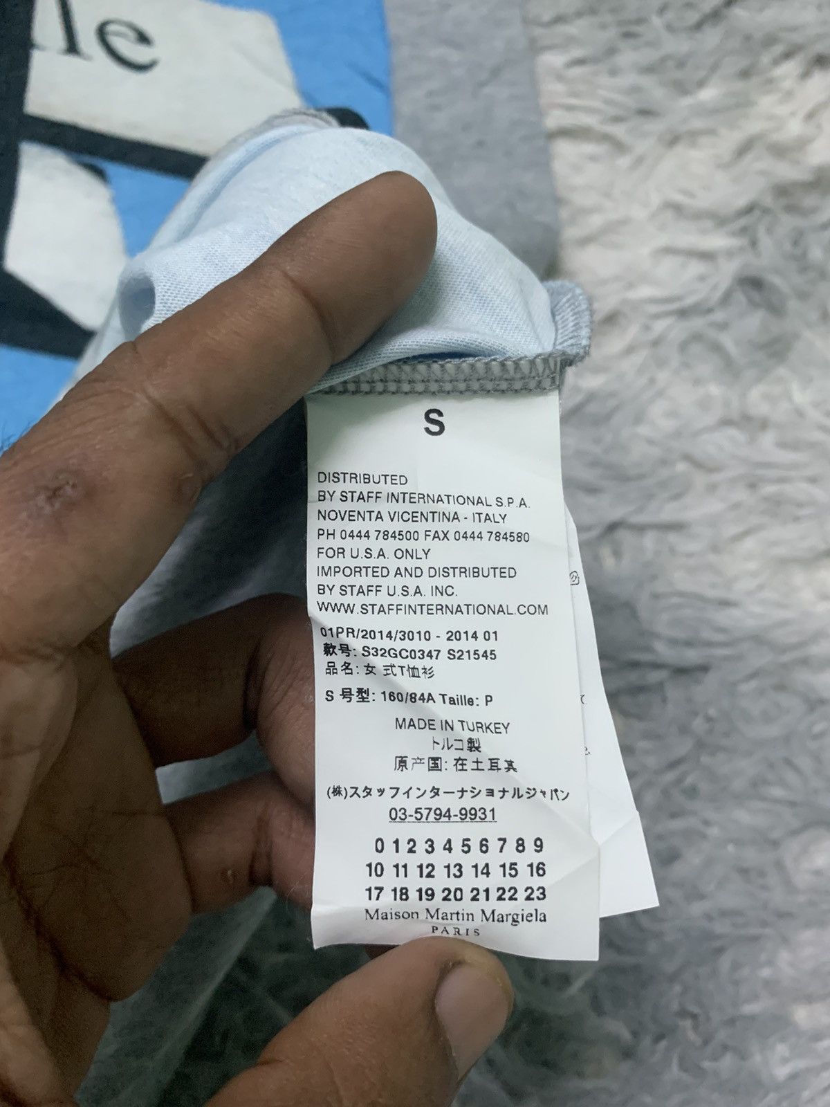 Maison Margiela SS2014 MAISON MARTIN MARGIELA SLEEVELESS SHIRT Size US S / EU 44-46 / 1 - 8 Thumbnail