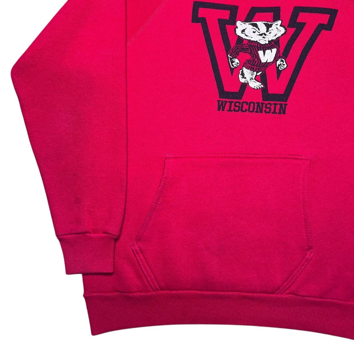 NCAA 1980s NCAA Wisconsin Badgers Artex Spell Out Mascot Hoodie Size US M / EU 48-50 / 2 - 16 Thumbnail