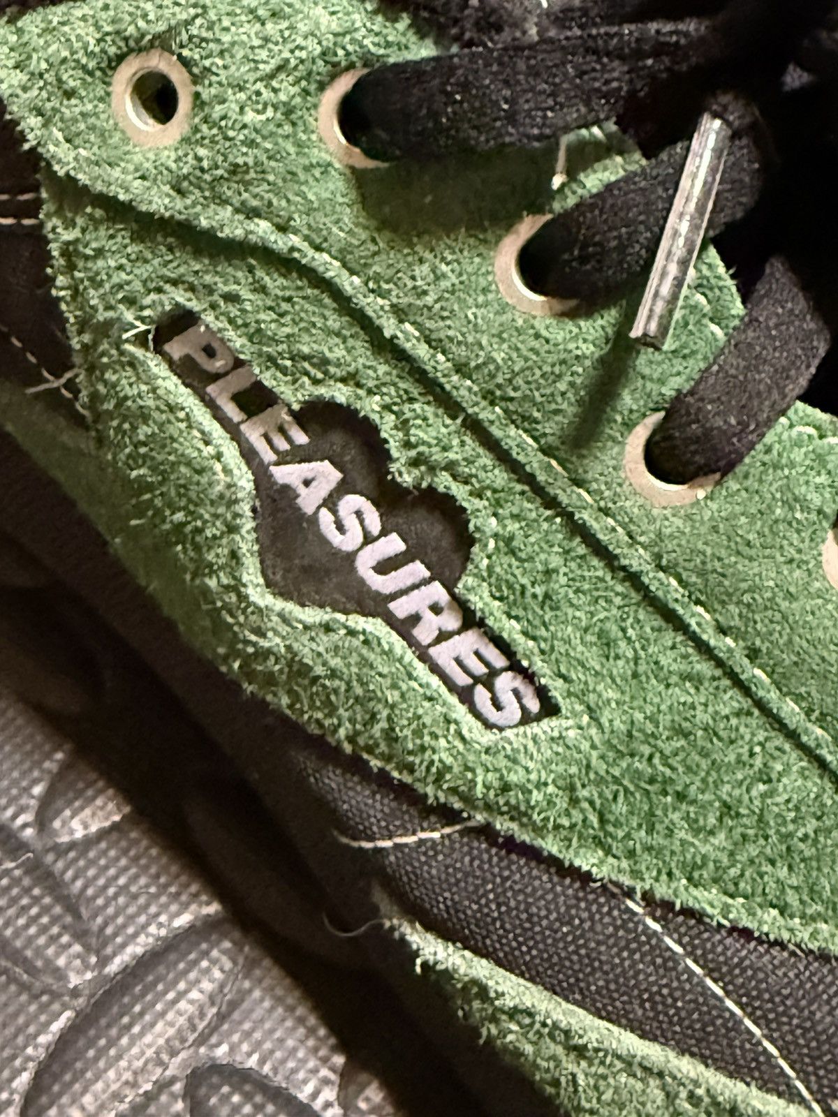 Pleasures × Reebok Pleasures x Reebok Club C 1985 Size US 13 / EU 46 - 4 Thumbnail
