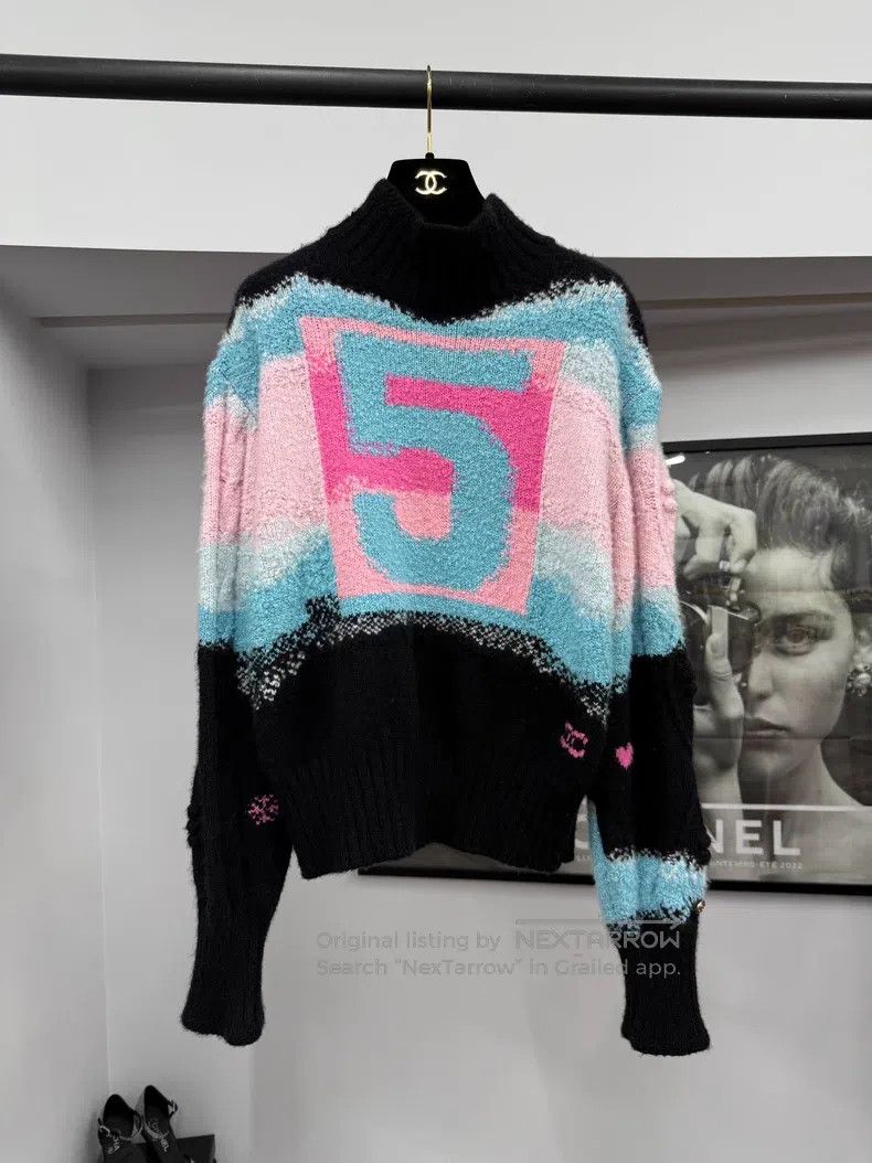 Chanel Chanel Ski series cashmere sweater Size XS / US 0-2 / IT 36-38 - 1 Thumbnail