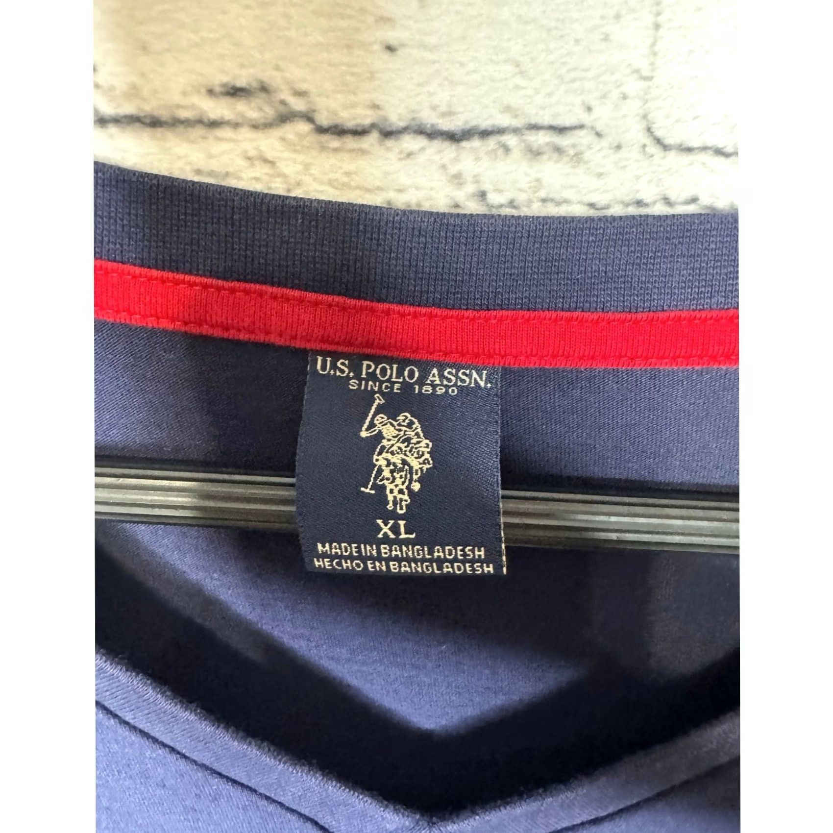 Vintage VINTAGE? No. US Polo Assn V-Neck T Shirt Navy Blue Red Logo Mens XL Size US XL / EU 56 / 4 - 6 Thumbnail