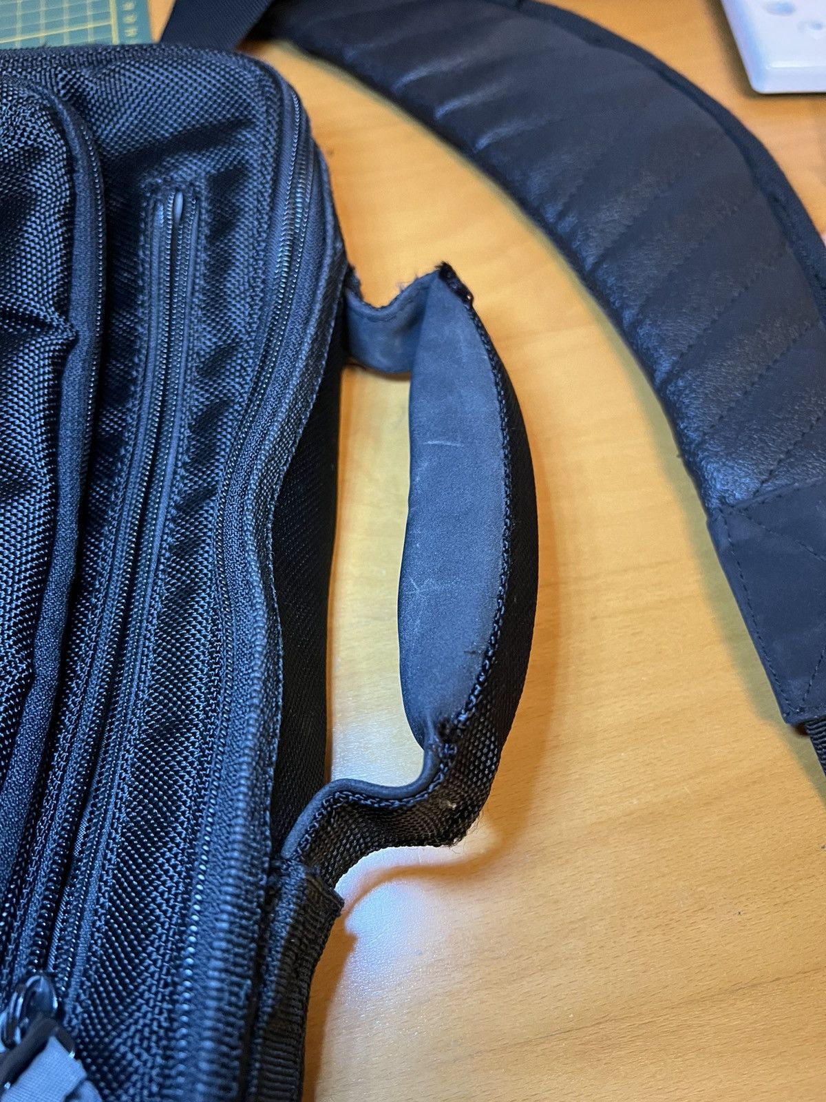Oakley Vintage Oakley tactical heavy duty crossbody utility bag Size ONE SIZE - 15 Thumbnail