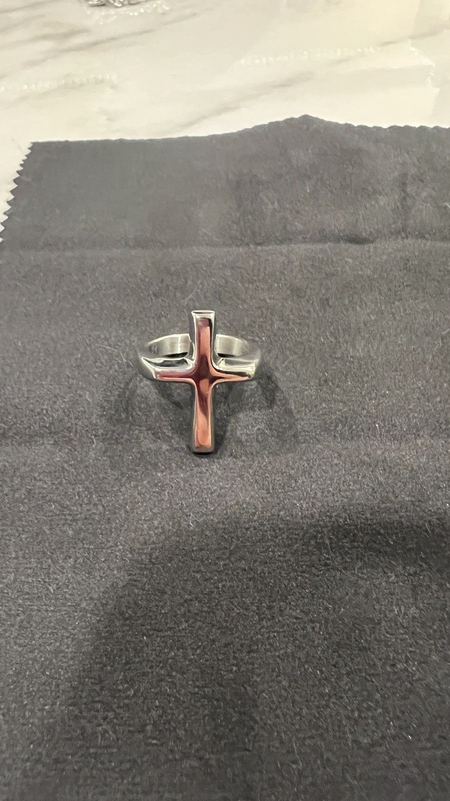 Jewelry Hard Jewelry Cross Ring Size ONE SIZE - 1 Thumbnail