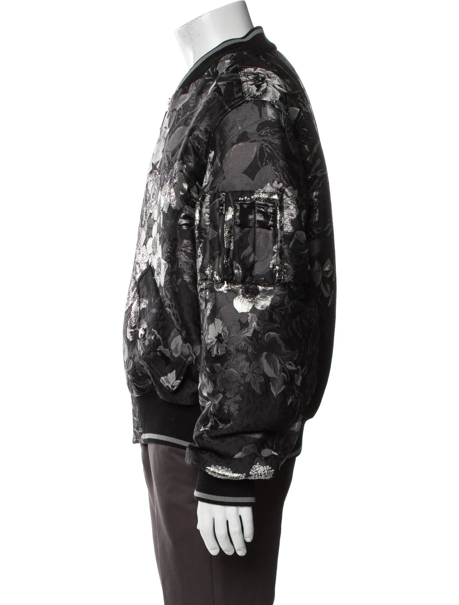 Dolce & Gabbana o1y0125 Bomber Jacket in Black Size US M / EU 48-50 / 2 - 2 Thumbnail