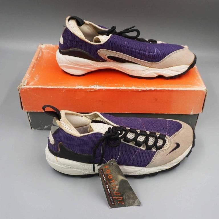 Nike NIKE - WMNS AIR FOOTSCAPE Sneakers Size US 10 / EU 43 - 1 Thumbnail