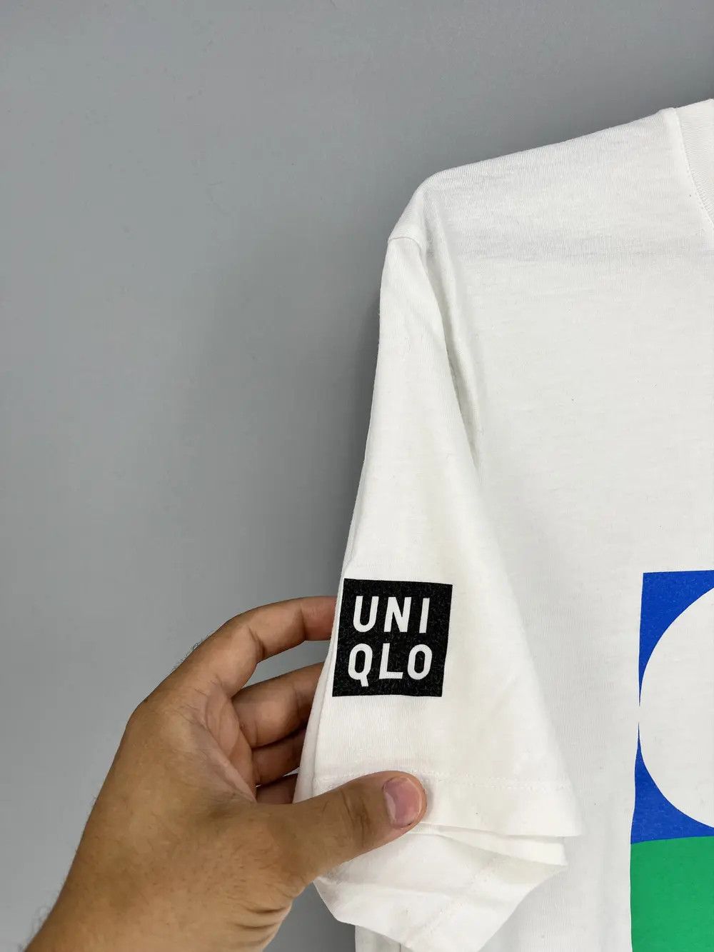 Vintage Vintage Y2K UNIQLO TATE PLAY T-Shirts White hype Size US L / EU 52-54 / 3 - 6 Thumbnail