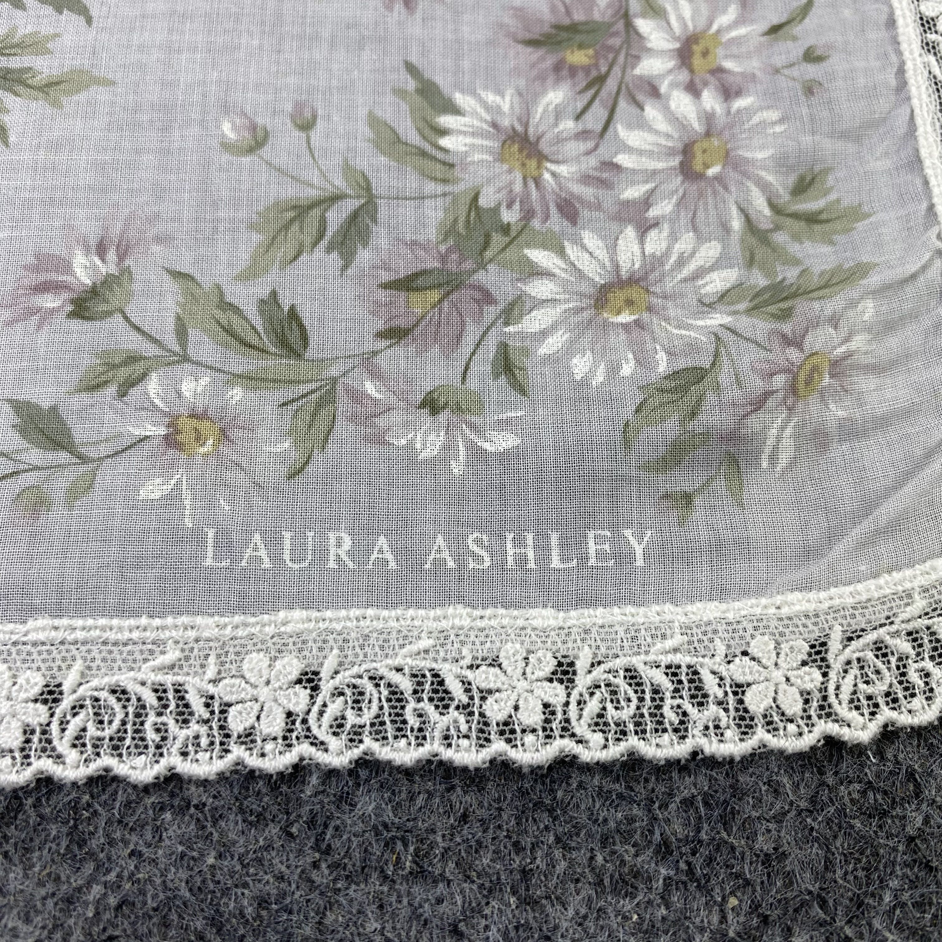 Laura Ashley Laura Ashley Handkerchief Neckerchief Bandana-B1876 Size ONE SIZE - 7 Thumbnail
