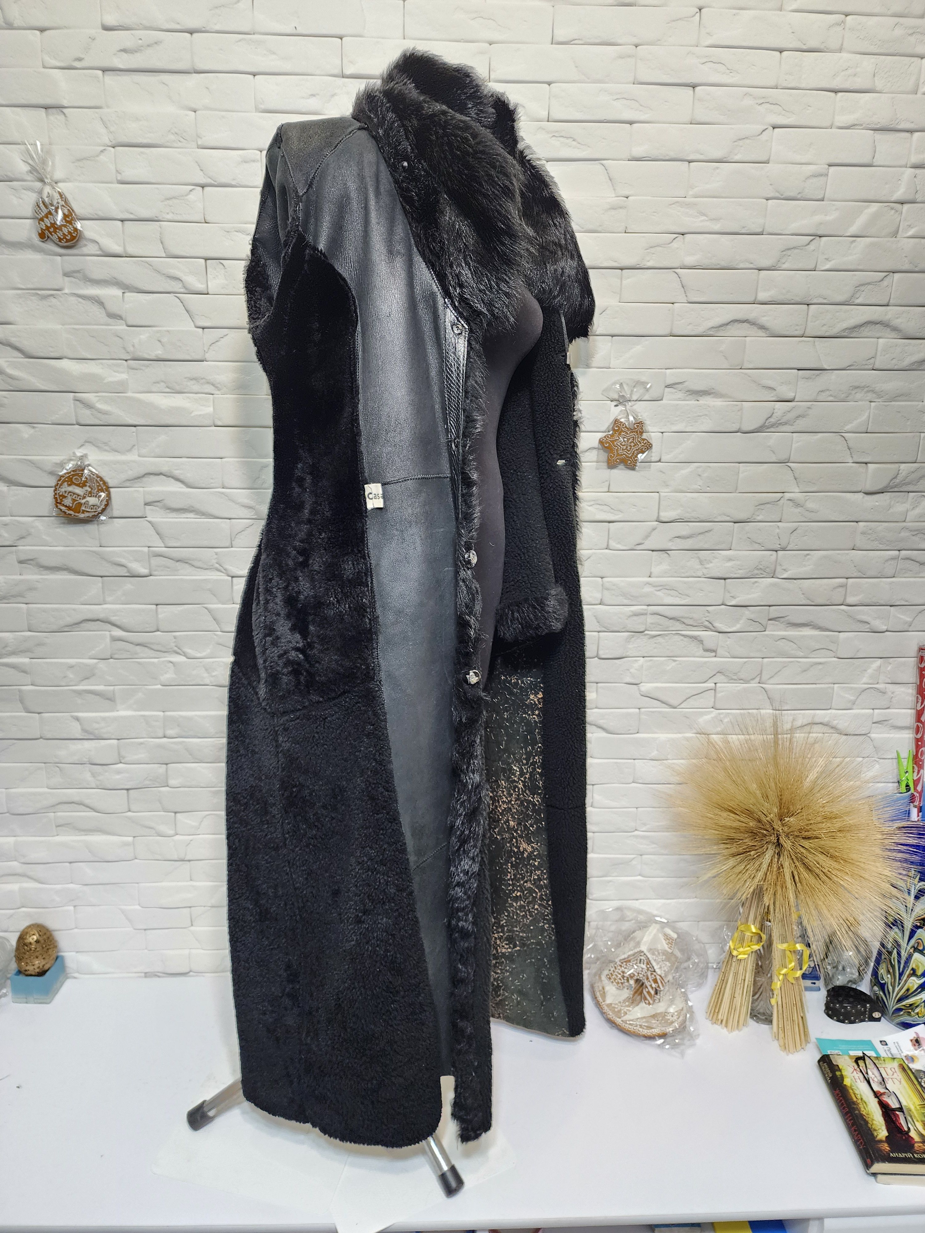 Furla Black Sheepskin Coat: Women's Fur Coat , Button Front Size L / US 10 / IT 46 - 8 Thumbnail
