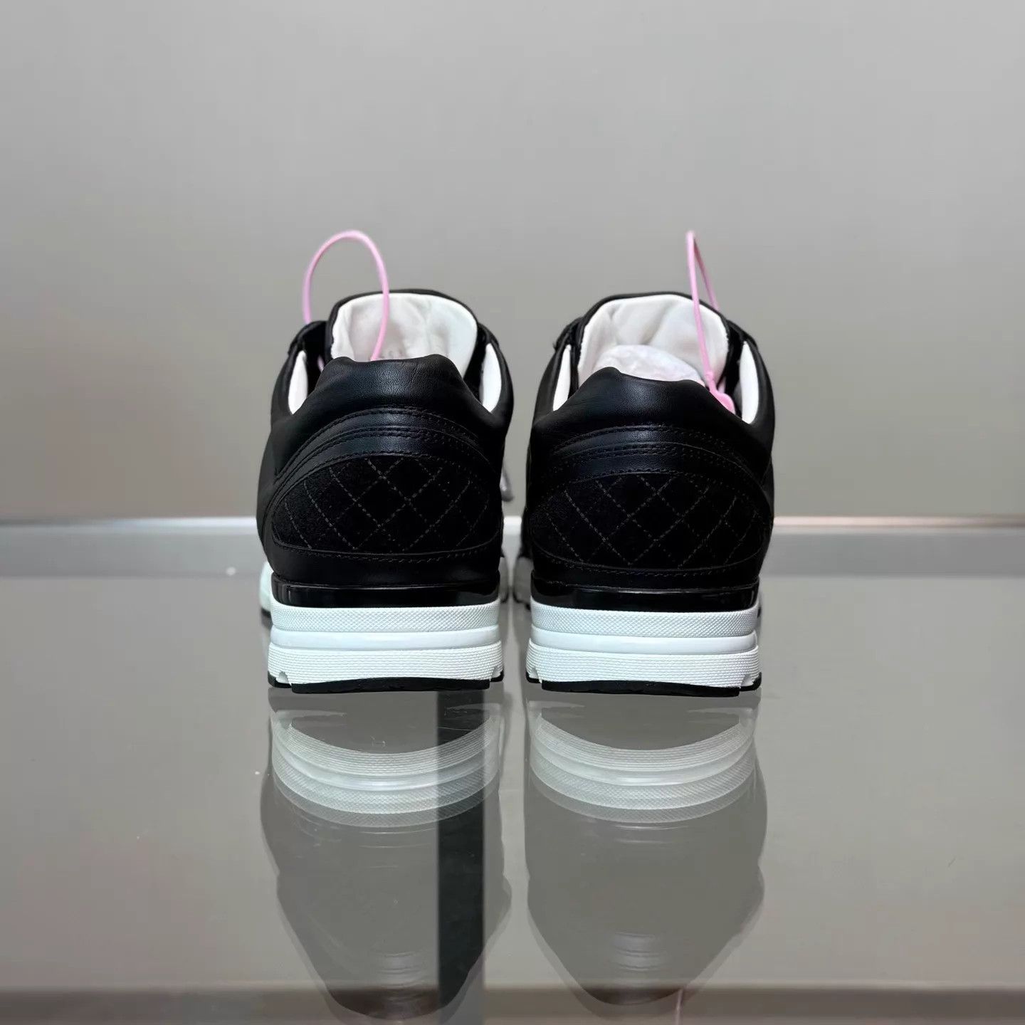 Chanel CHANEL 23K Black White CC Logo Sneakers Women's 37.5 New Size US 7 / IT 37 - 4 Thumbnail