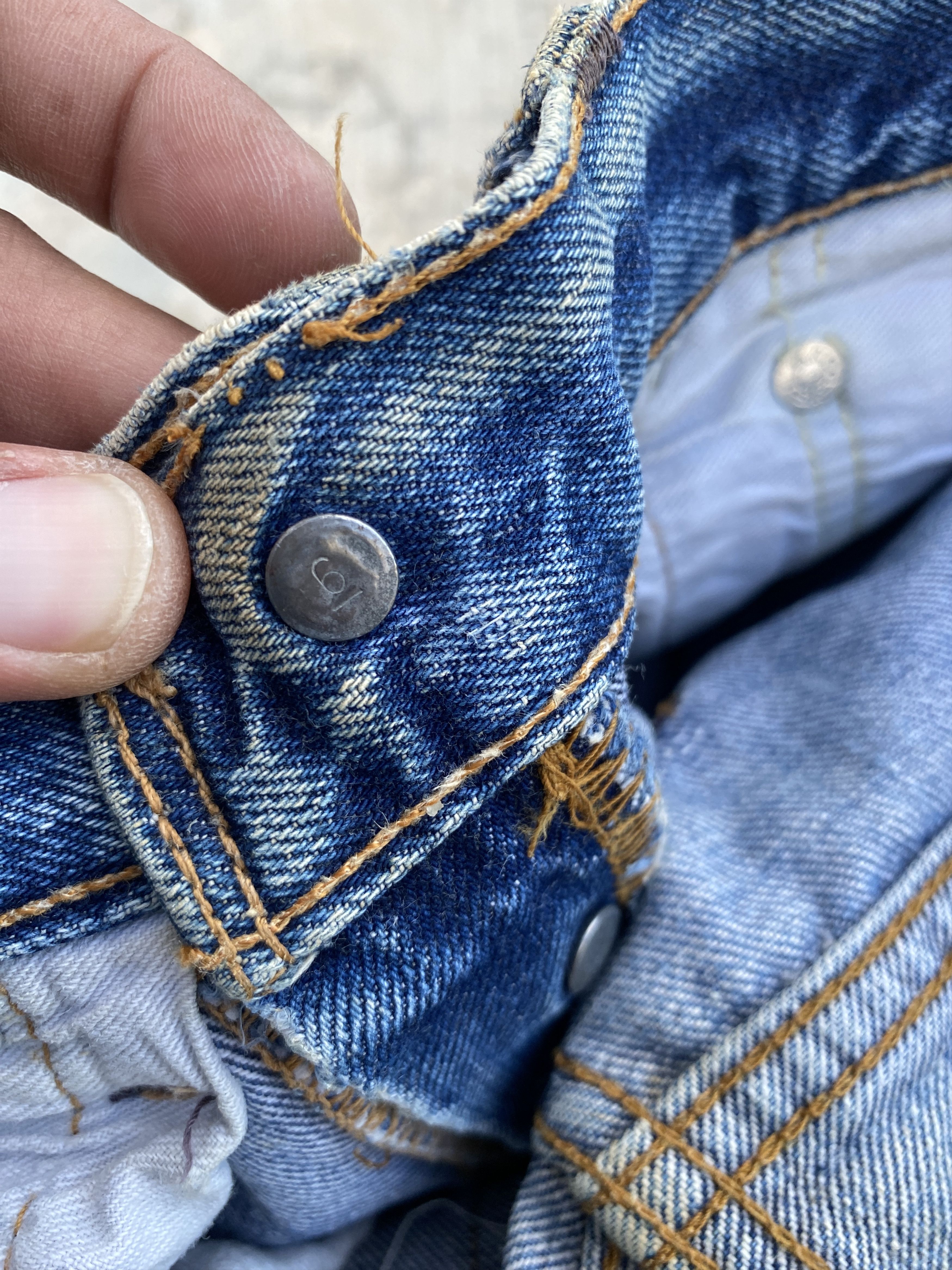 Levi's × Vintage Vintage 60/70s Levis 501 Big E Redline #6 Selvedge Jeans Size US 28 / EU 44 - 13 Thumbnail