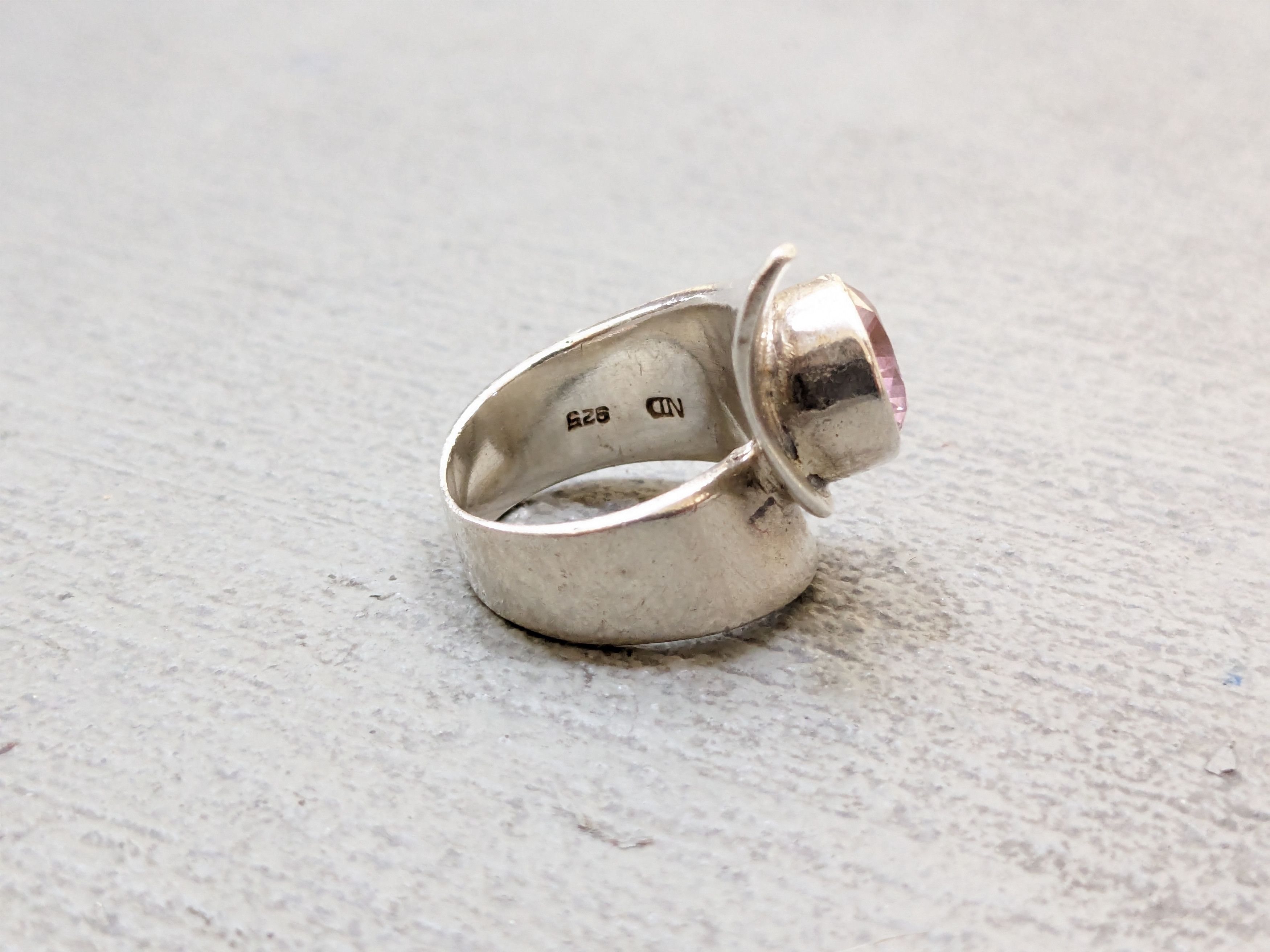 Jewelry Vintage Sterling Silver Ring Pink Topaz Size 6.75 Modern Size ONE SIZE - 4 Thumbnail