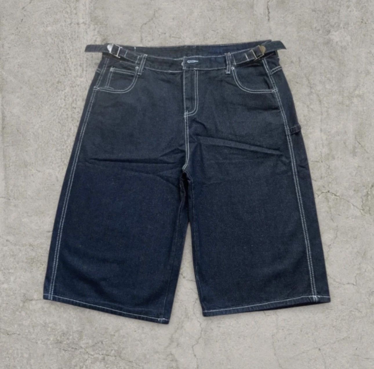 Japanese Brand Wide leg Japanese style jorts shorts in navy blue. Size L Size US 34 / EU 50 - 3 Thumbnail
