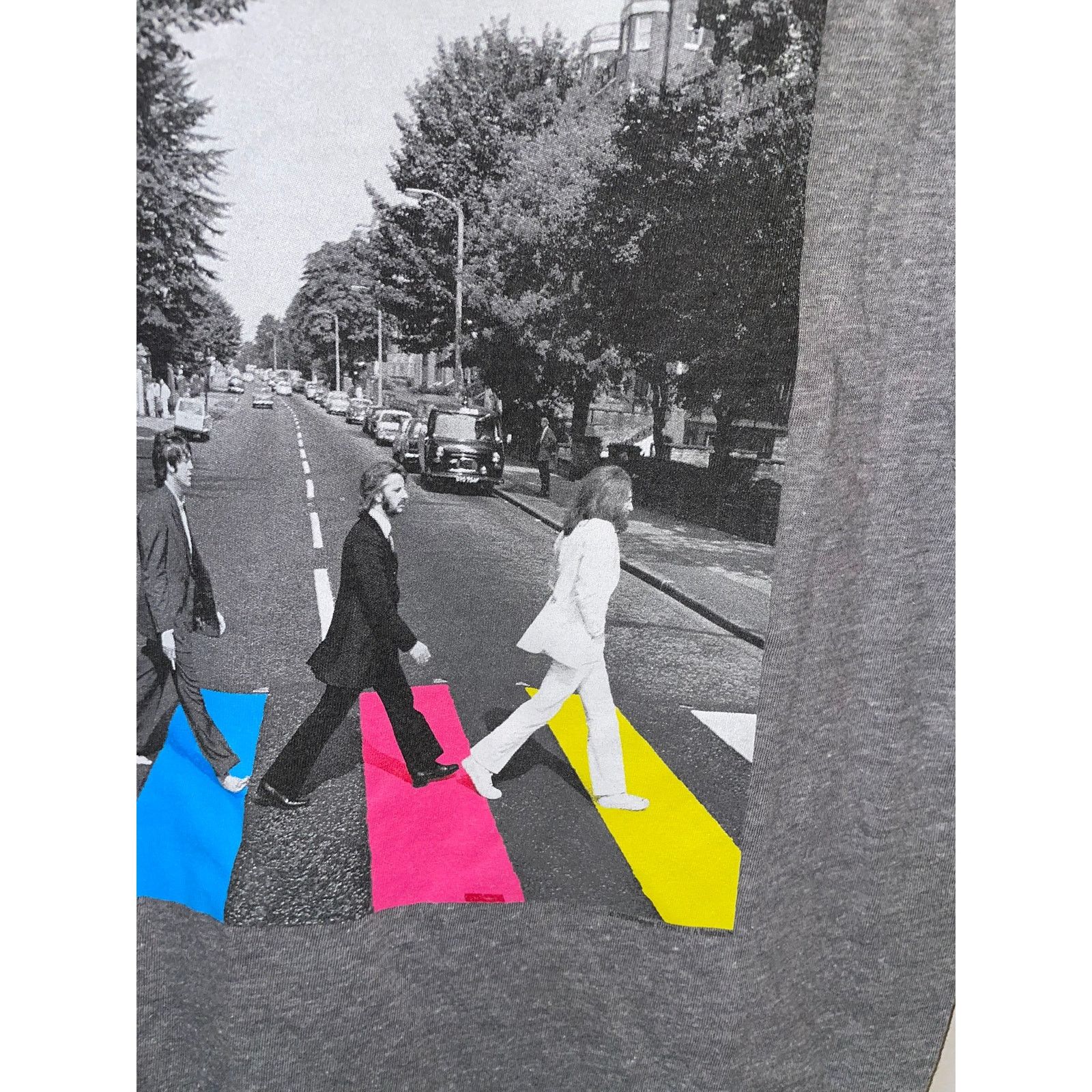 Old Navy Womens Old Navy The Beatles Shirt Abbey Road Gray Tee Top S Size S / US 4 / IT 40 - 4 Thumbnail