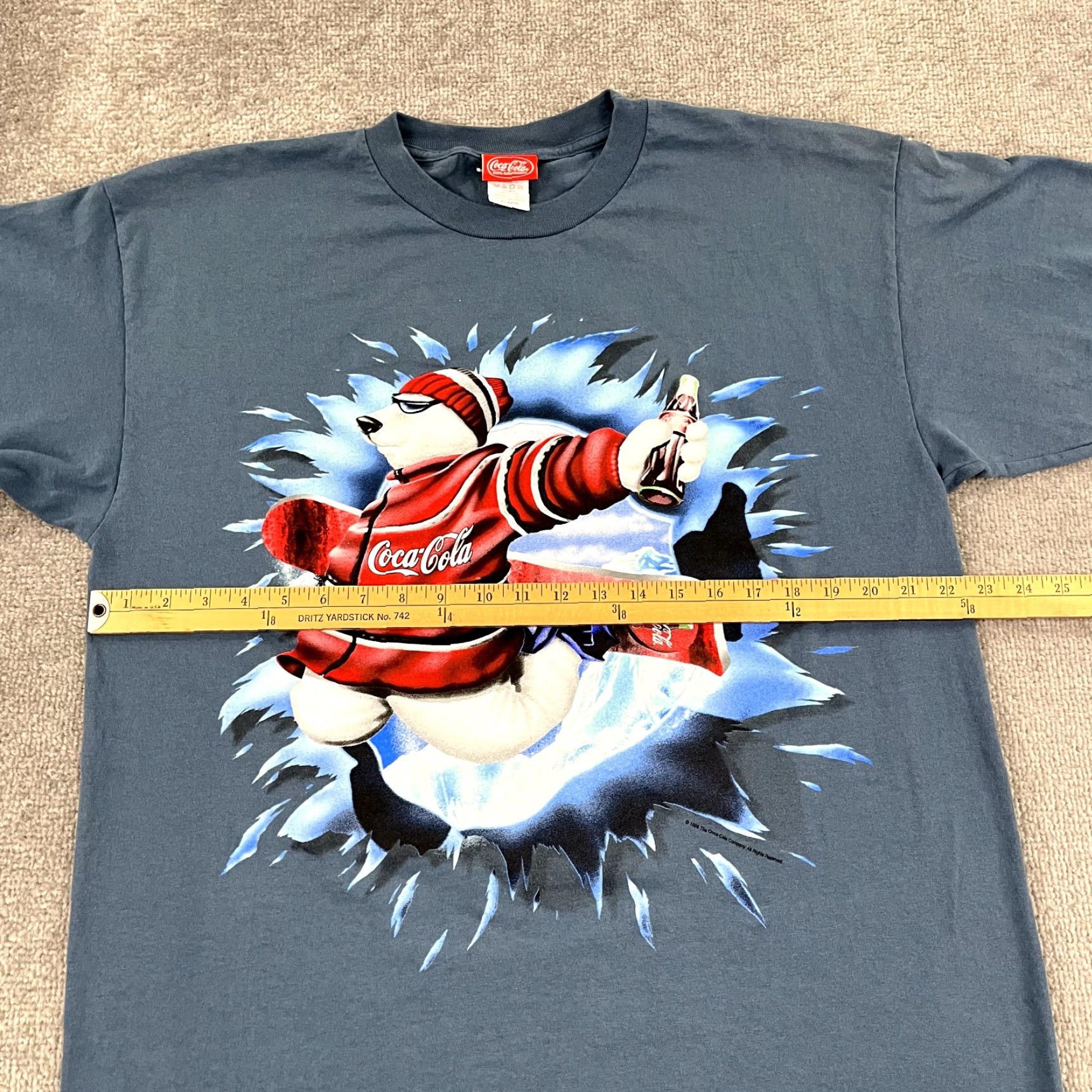 Vintage VINTAGE Coca-Cola Graphic T-Shirt Men XL Blue Polar Bear Snowboarding 90s Size US XL / EU 56 / 4 - 6 Thumbnail