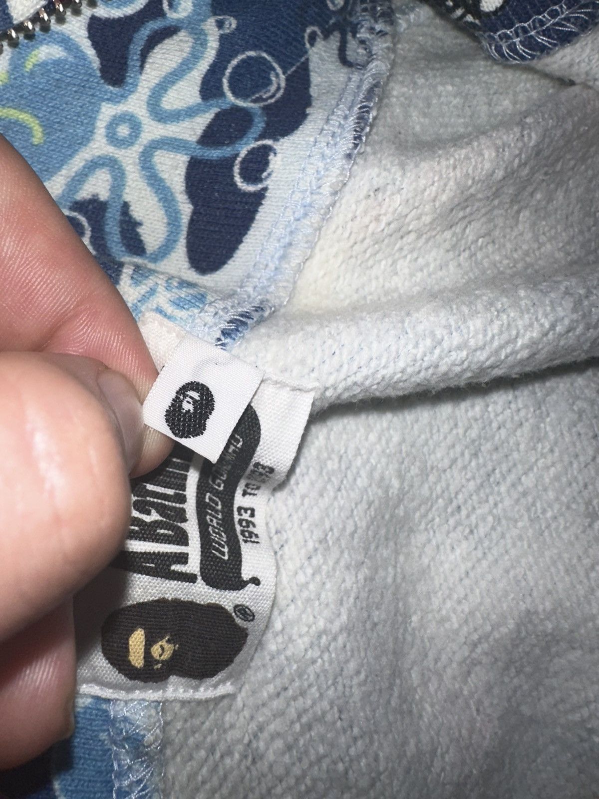 Bape Blue bape spongebob shark zip up hoodie Size US M / EU 48-50 / 2 - 8 Thumbnail
