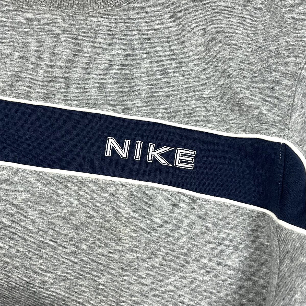 Nike × Vintage Vintage Nike Logo Cotton Grey Sweatshirt Y2k Men’s Size L Size US L / EU 52-54 / 3 - 5 Thumbnail
