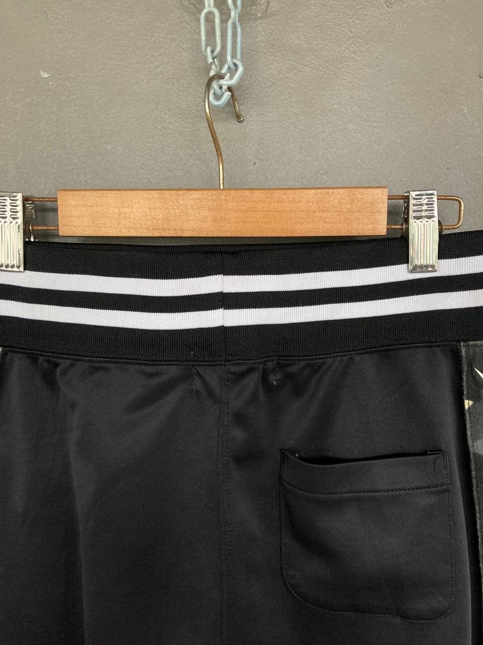 Bape Bape GITD Skirt Size 26" / US 2 / IT 38 - 7 Thumbnail