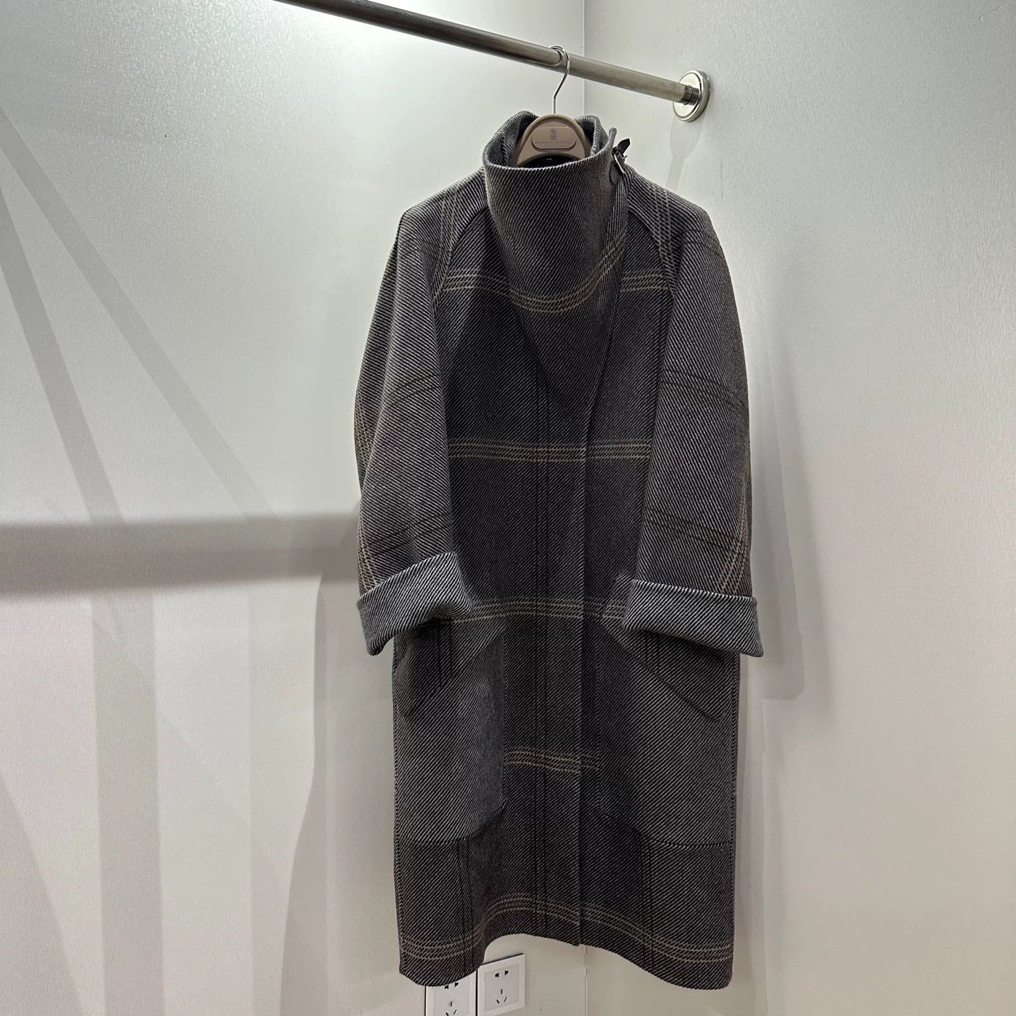 Hermes Hermes Plaid Coat it_36 Women Size XS / US 0-2 / IT 36-38 - 1 Thumbnail