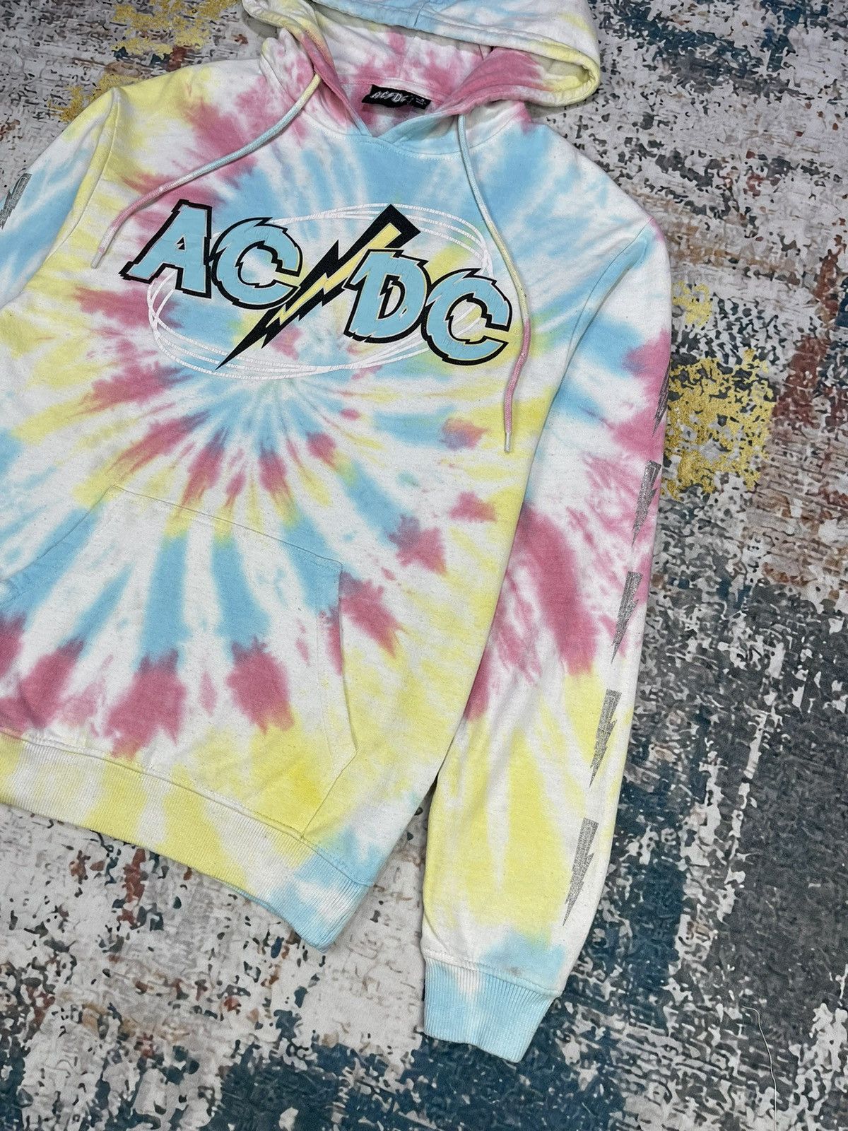 AC/DC AC DC Thunder Sleeve Tie Dye Pull Over hoodies Size US S / EU 44-46 / 1 - 2 Thumbnail