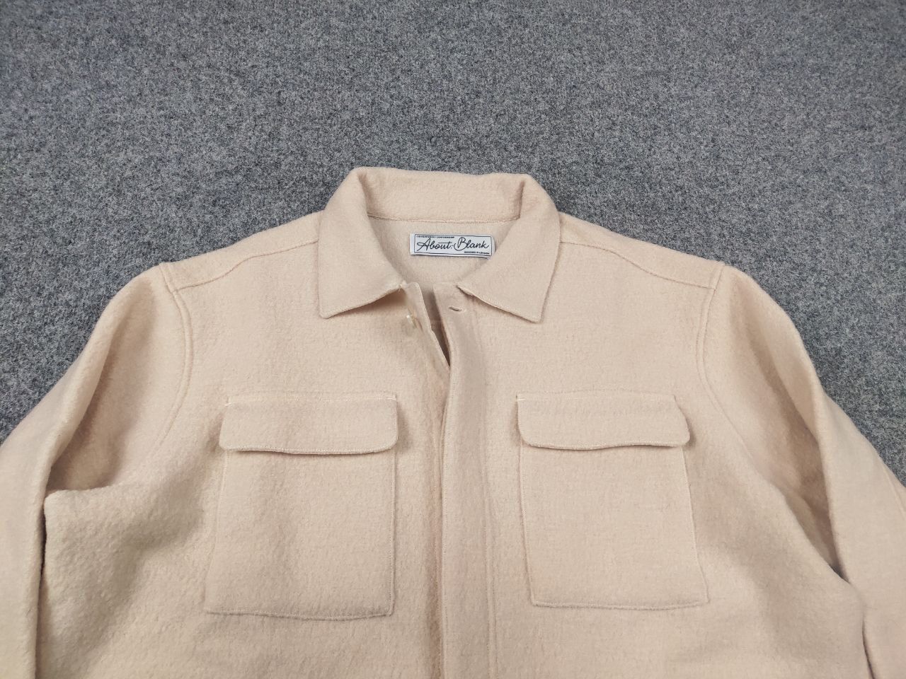 About:Blank About:Blank cropped wool oversized pockets Overshirt jacket Size US L / EU 52-54 / 3 - 6 Thumbnail